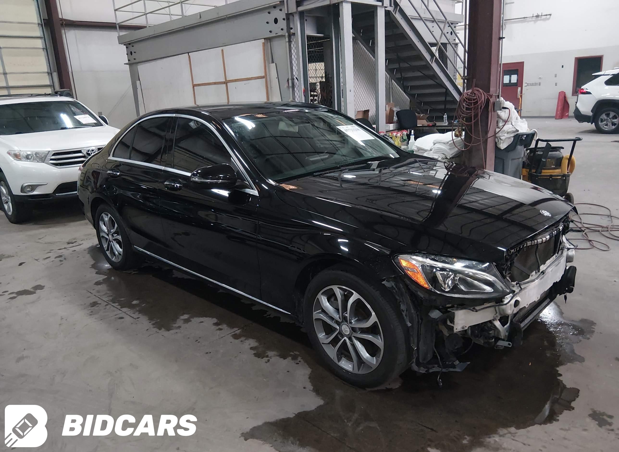 2016 Mercedes-Benz C 300, 4Matic