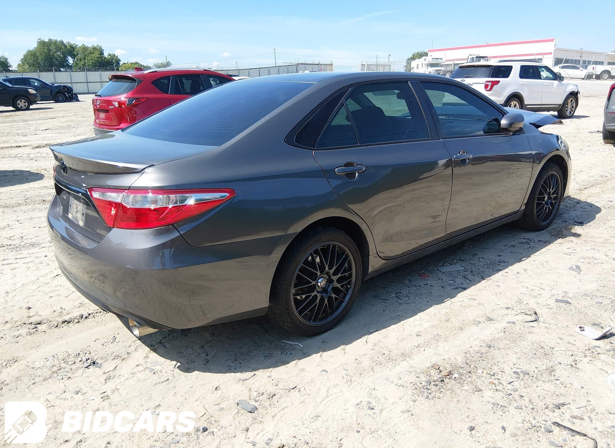 2017 Toyota Camry, SE