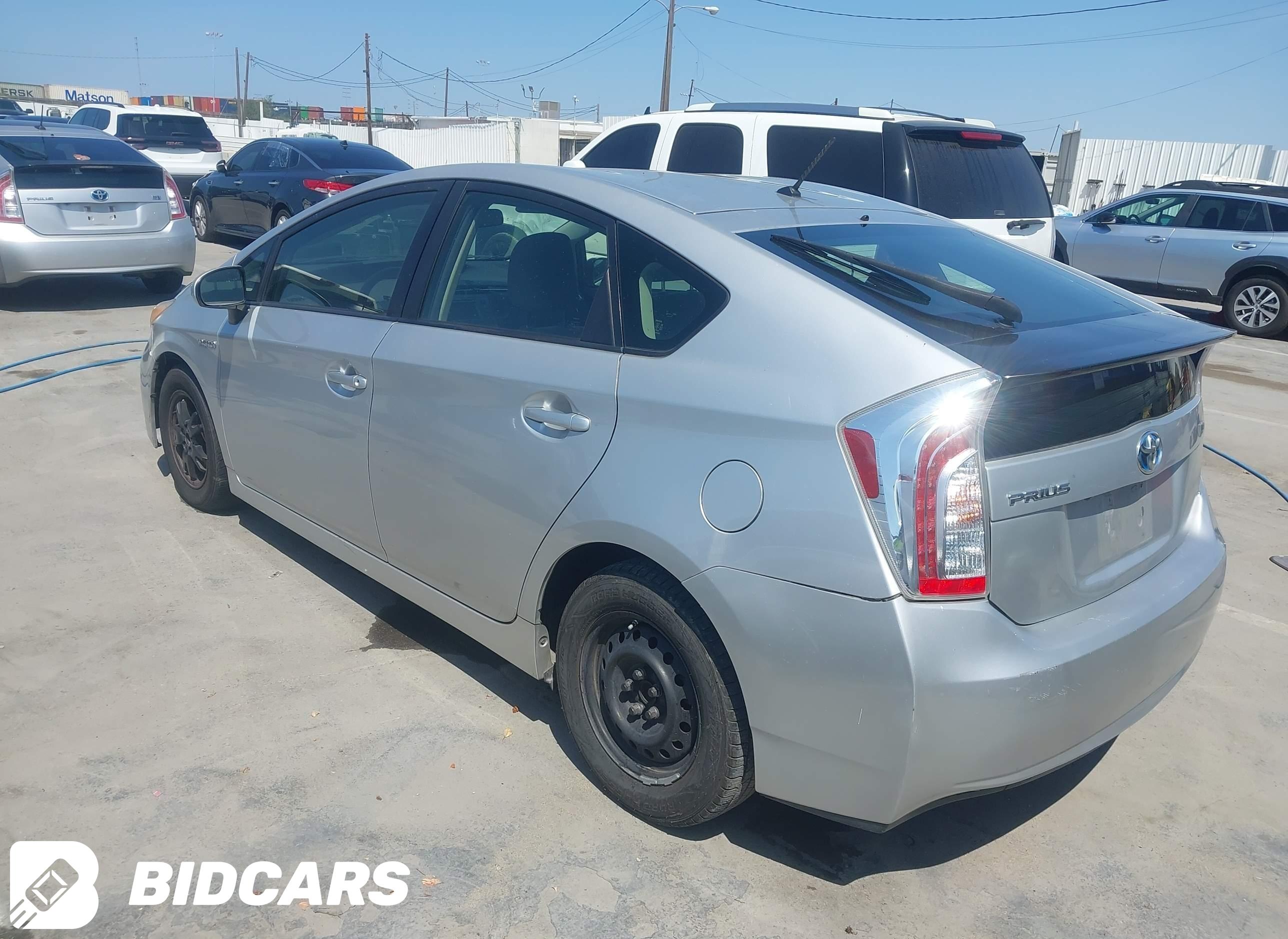 2015 Toyota Prius, Two