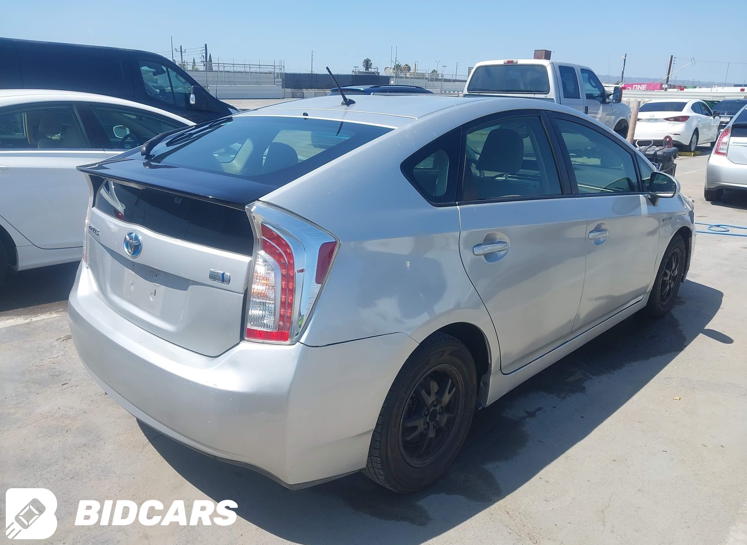 2015 Toyota Prius, Two