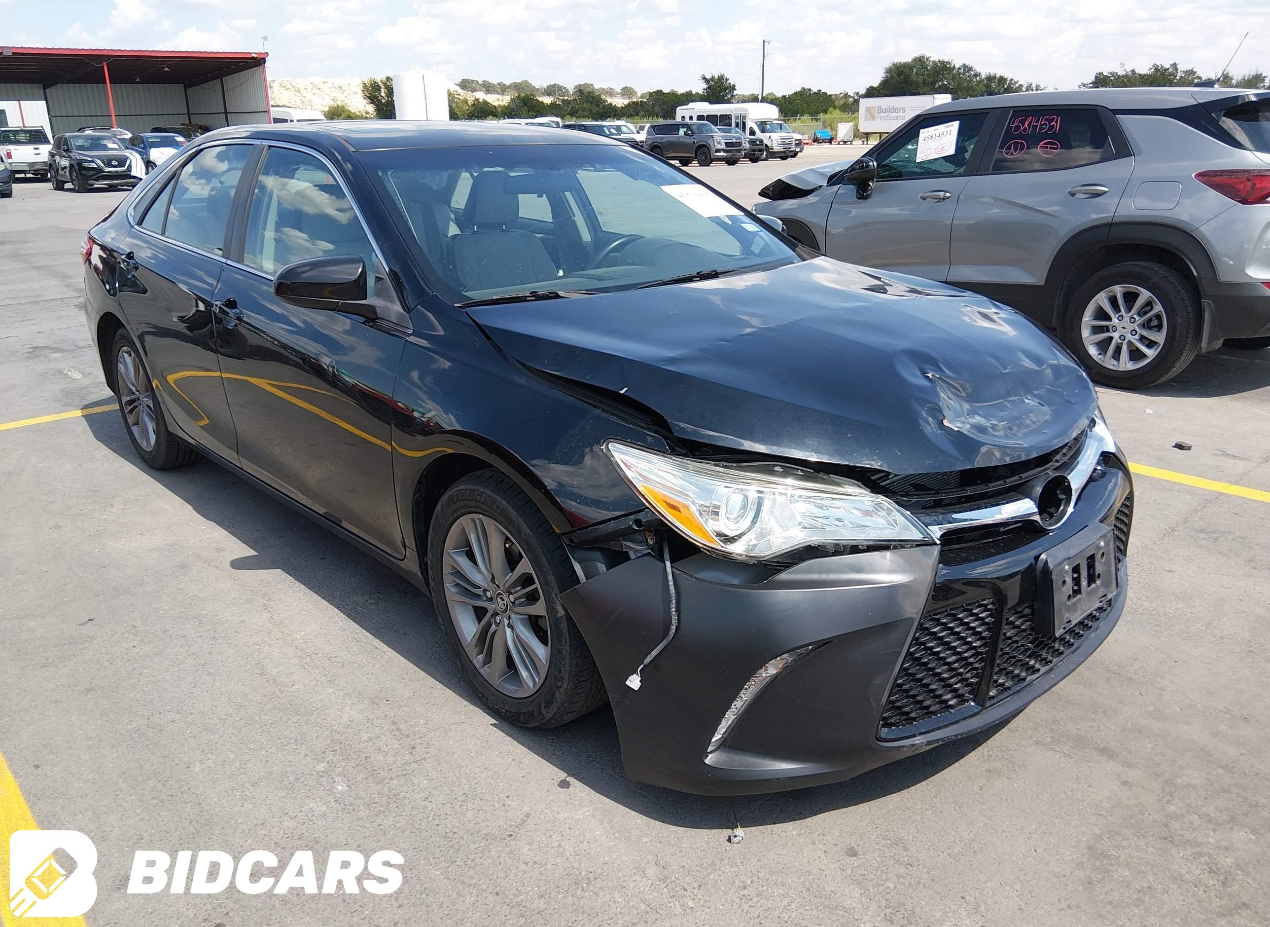 2015 Toyota Camry, SE