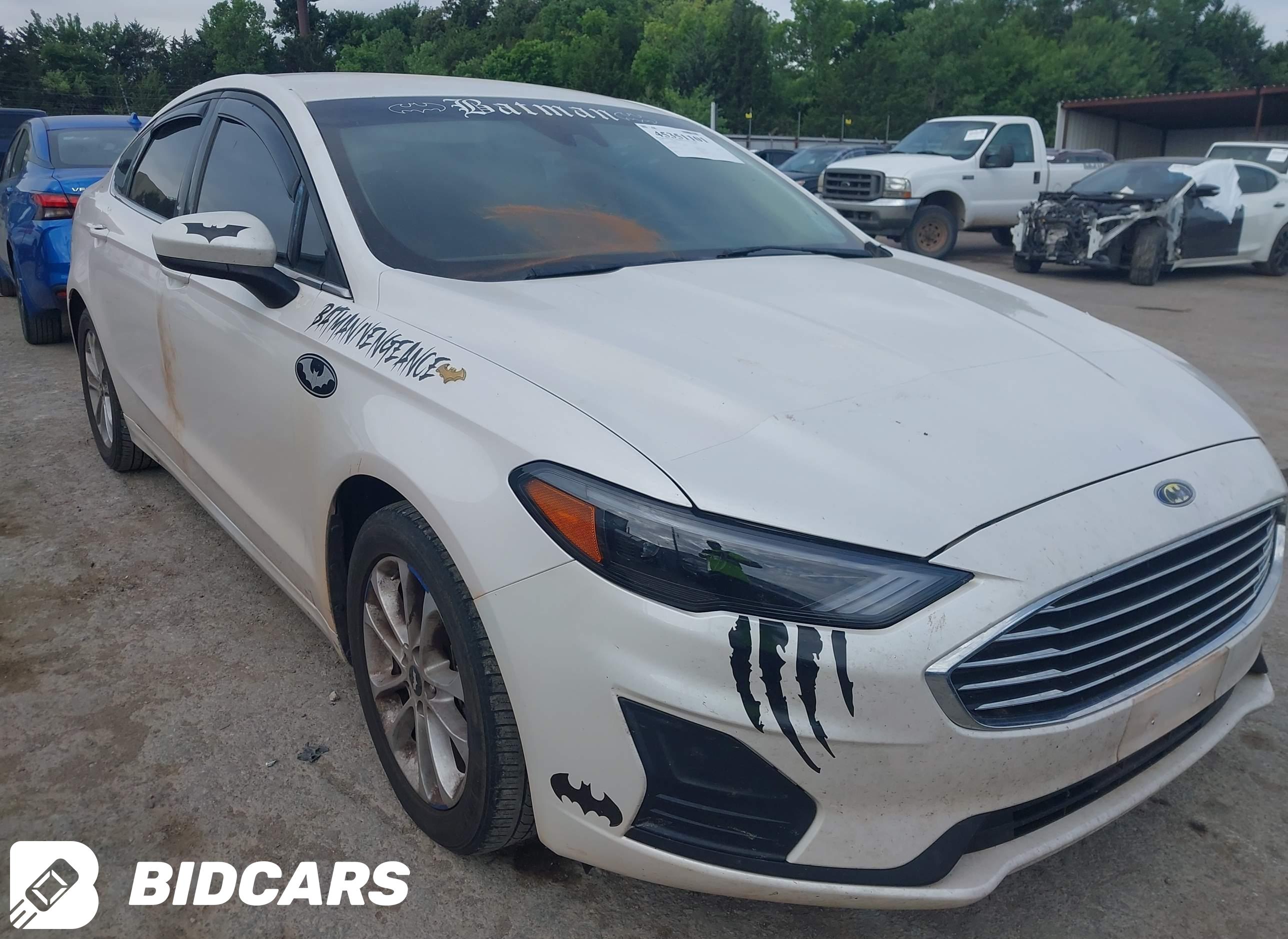 2020 Ford Fusion, SE