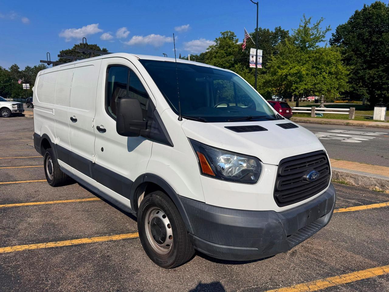 2015 Ford Transit, T-150