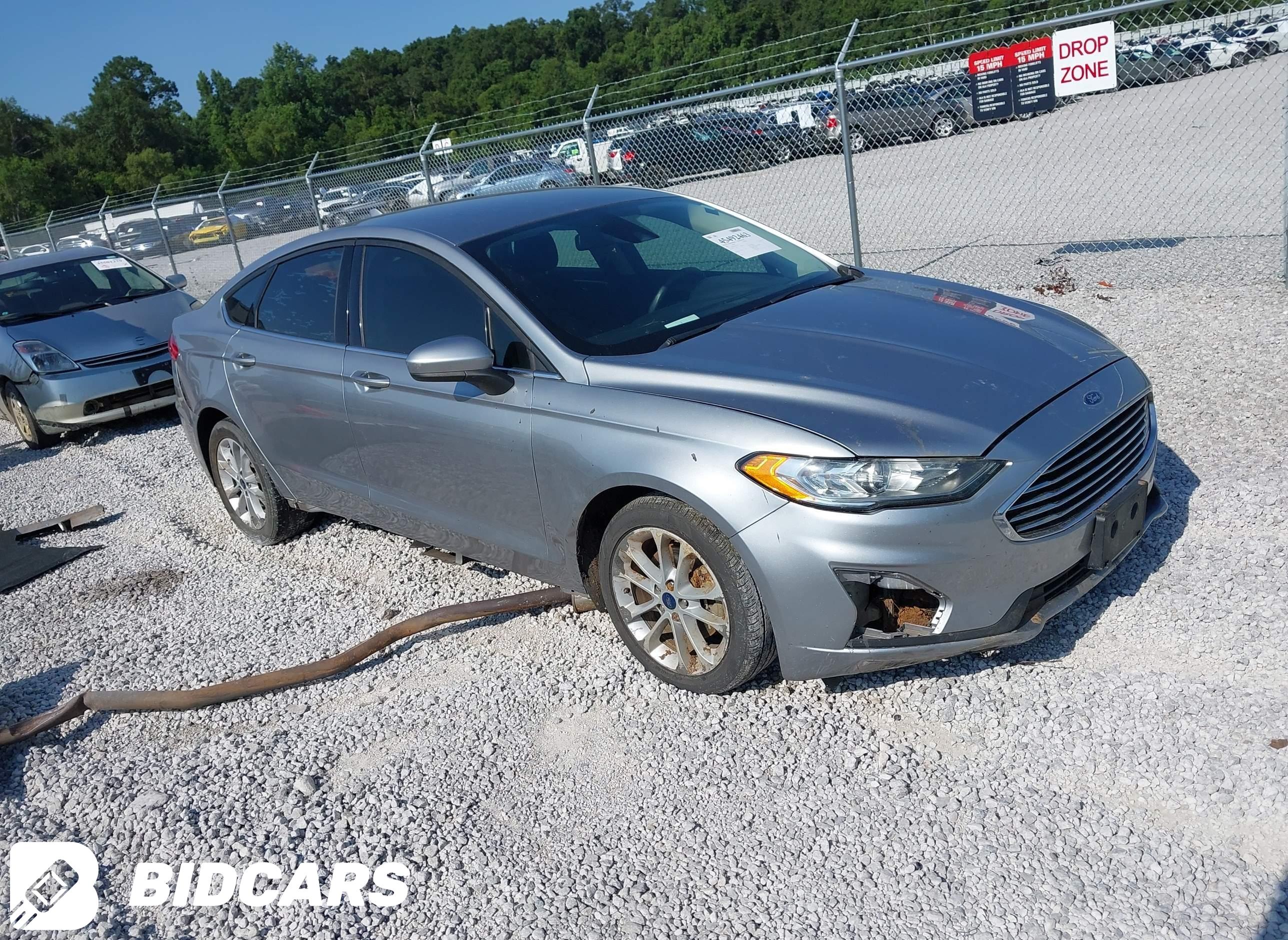 2020 Ford Fusion, SE