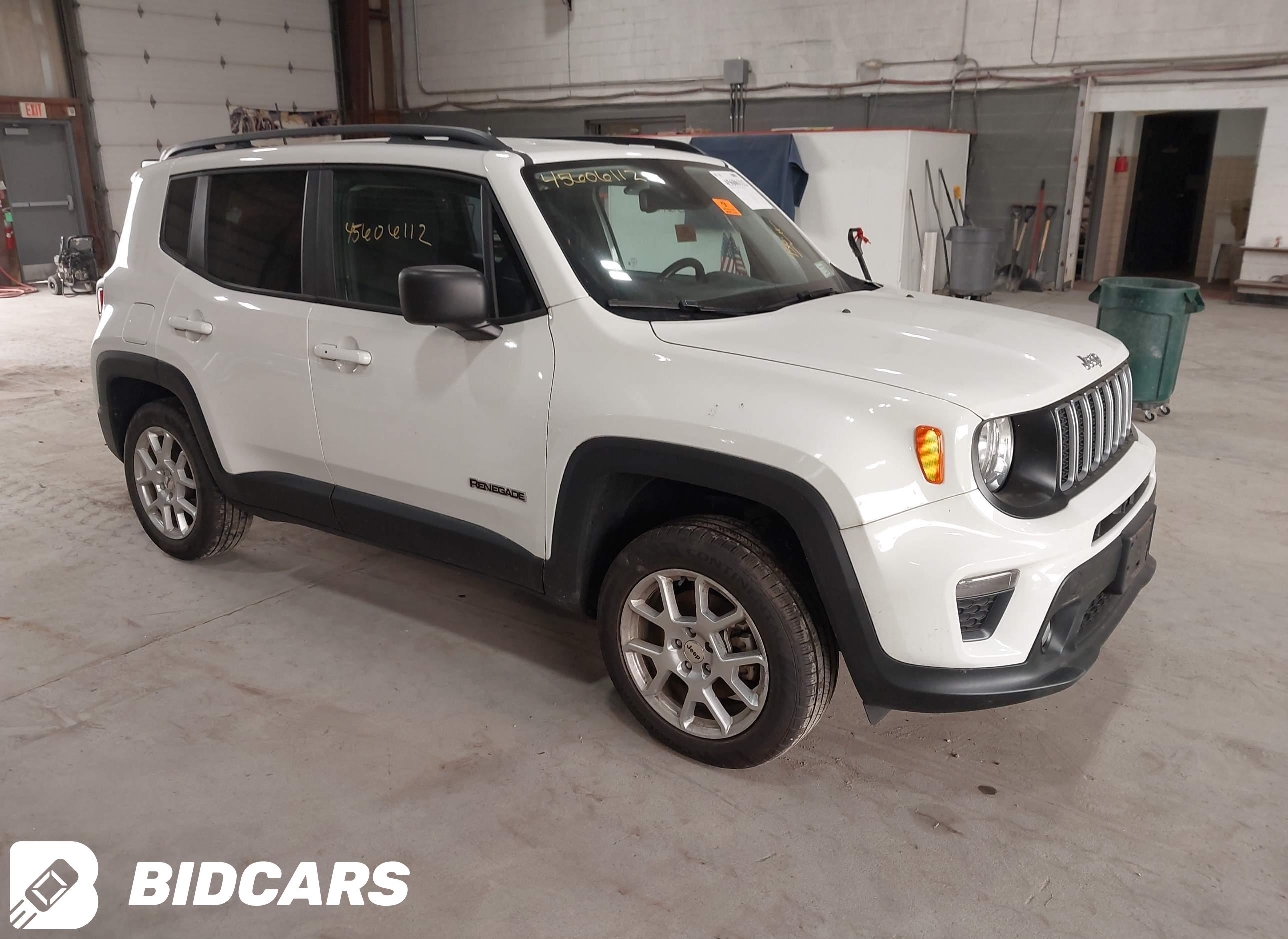 2022 Jeep Renegade, Latitude 4X4