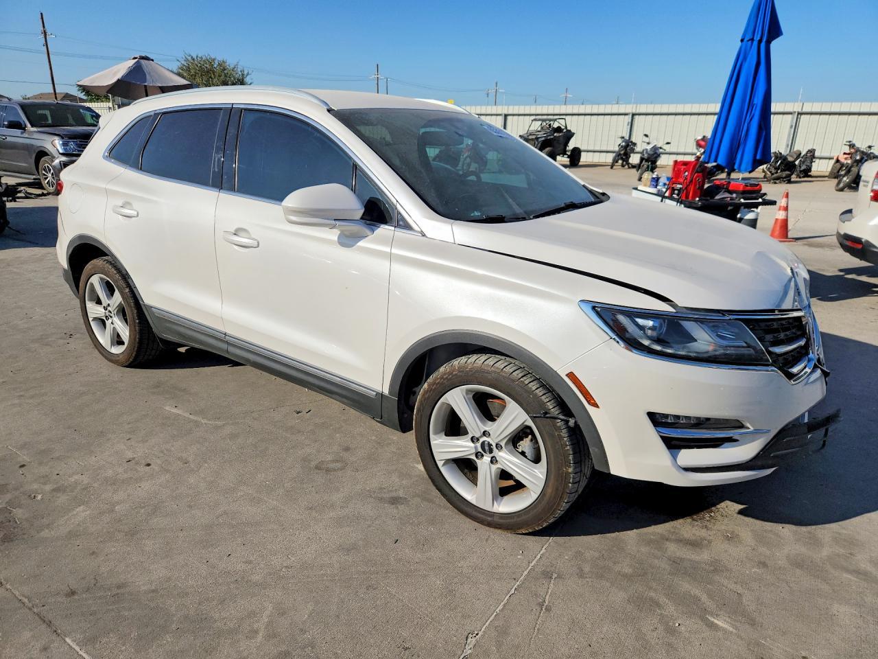 2017 Lincoln MKC, Premiere