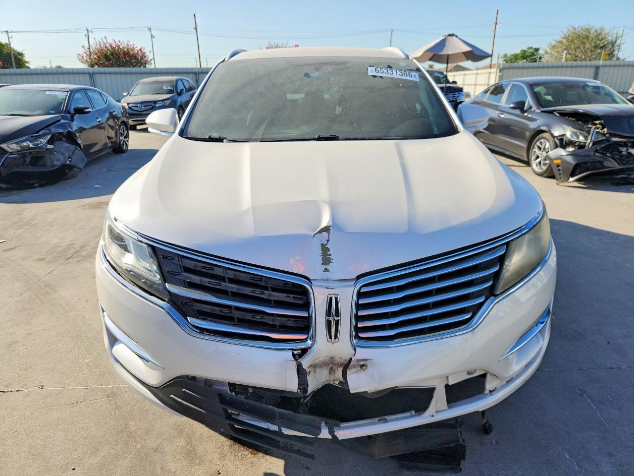 2017 Lincoln MKC, Premiere