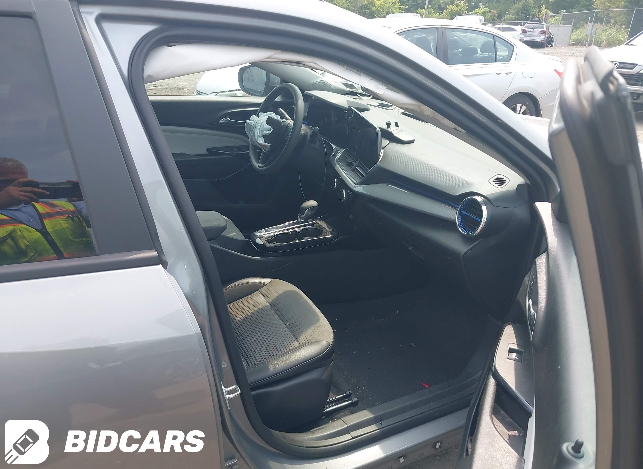 2025 Chevrolet Trax, Fwd Lt