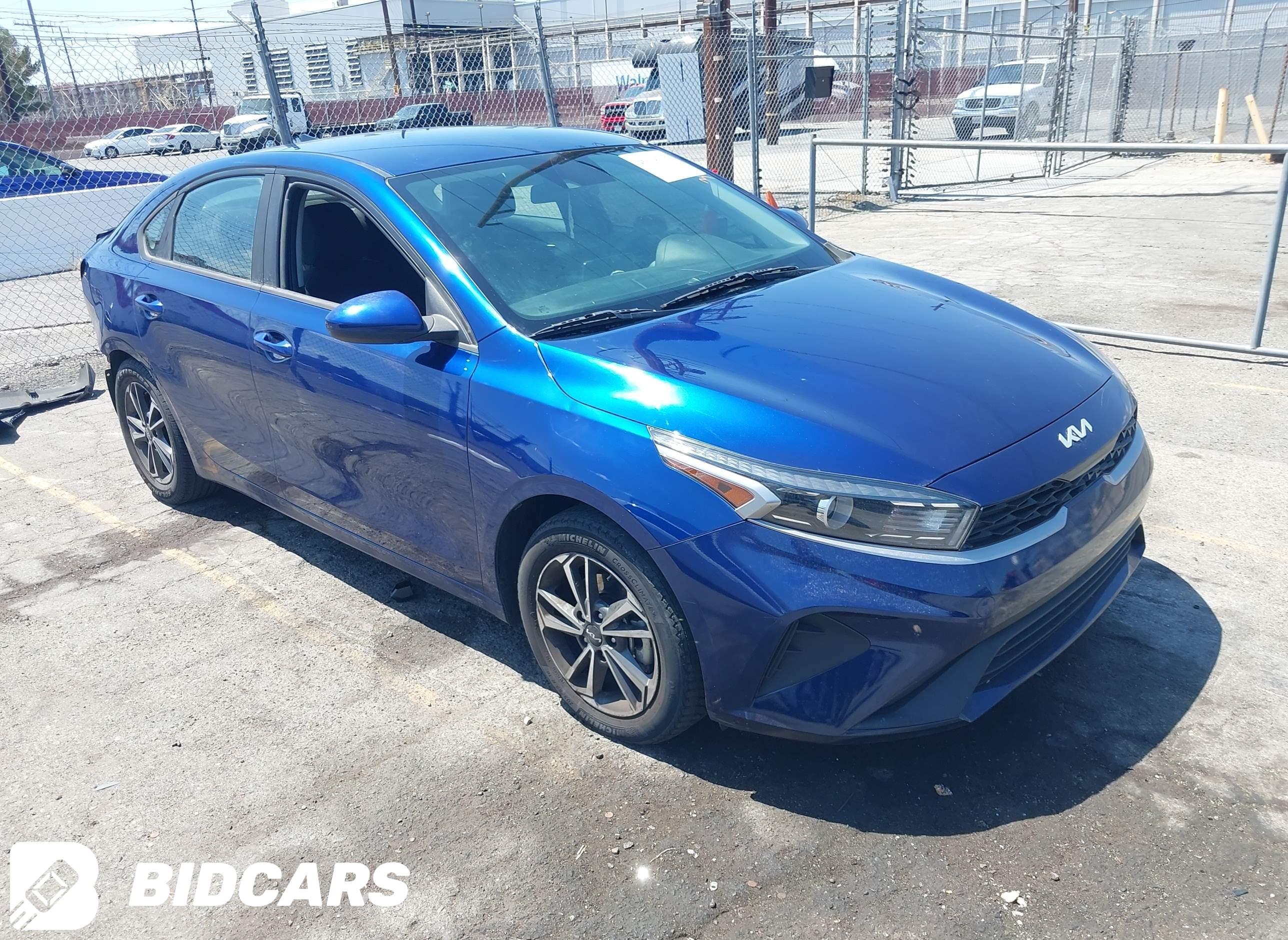 2022 KIA Forte, Lxs