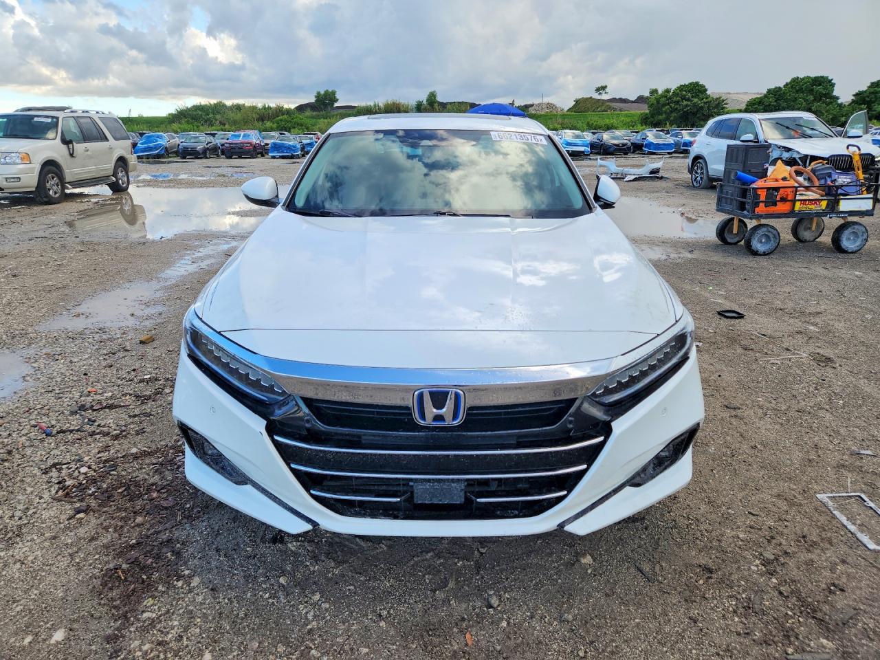 2022 Honda Accord, Touring Hy...