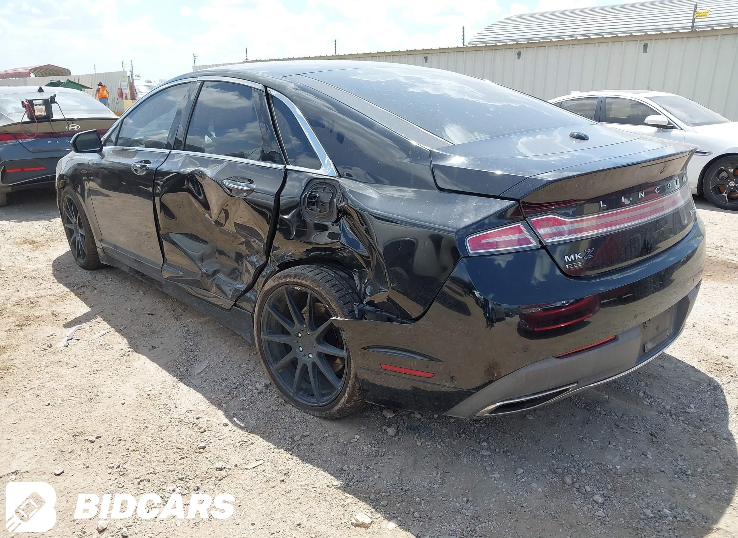 2017 Lincoln MKZ, Black Label