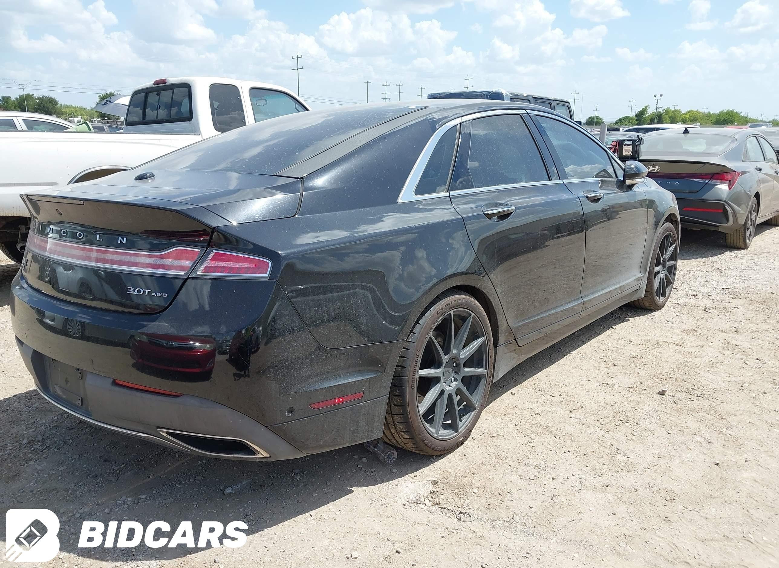 2017 Lincoln MKZ, Black Label