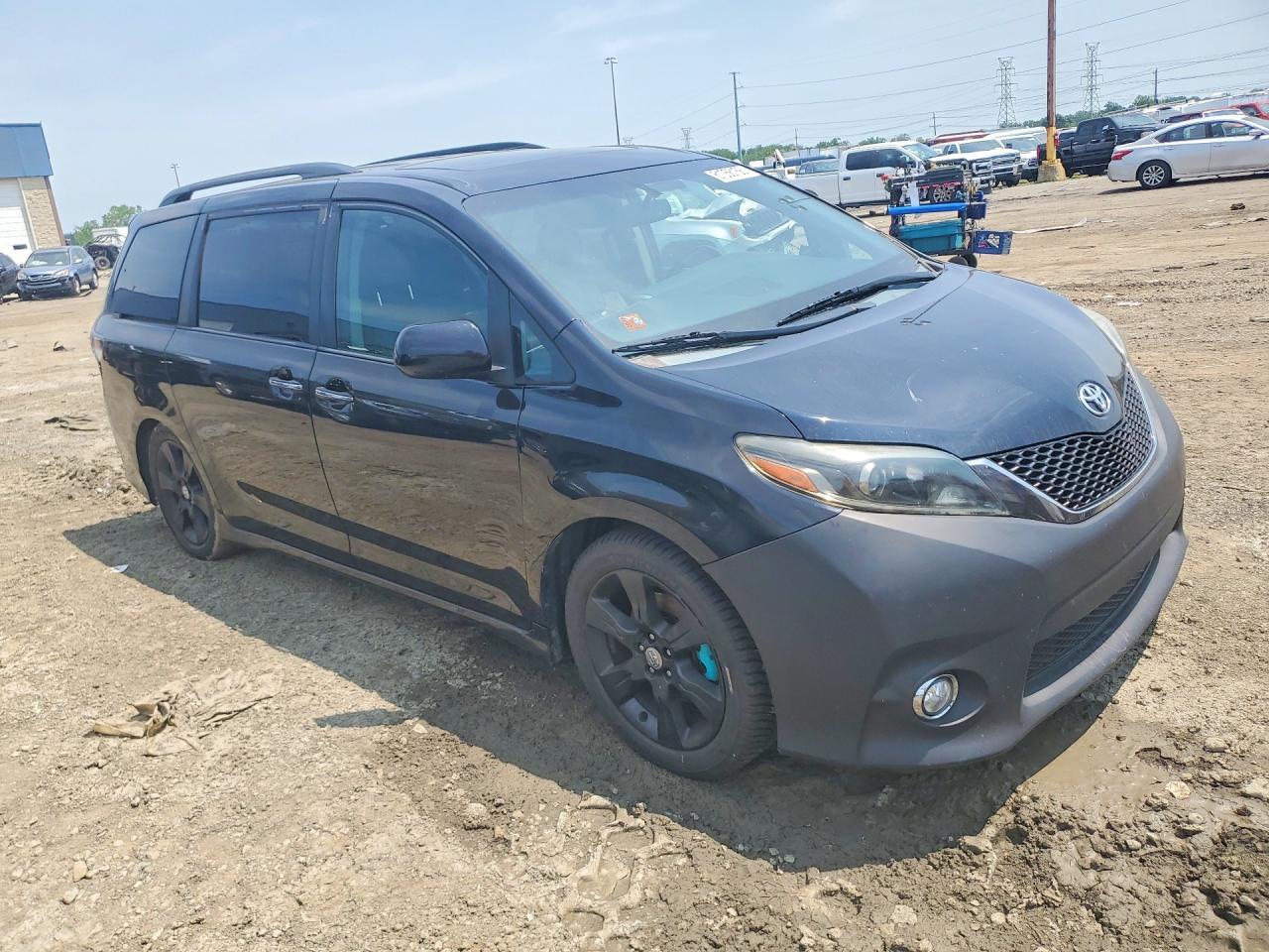 2015 Toyota Sienna, Sport