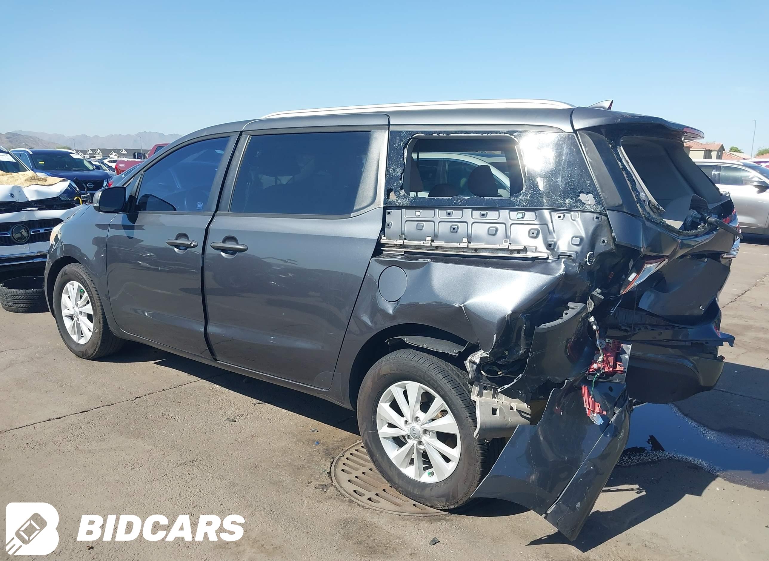 2016 KIA Sedona, LX