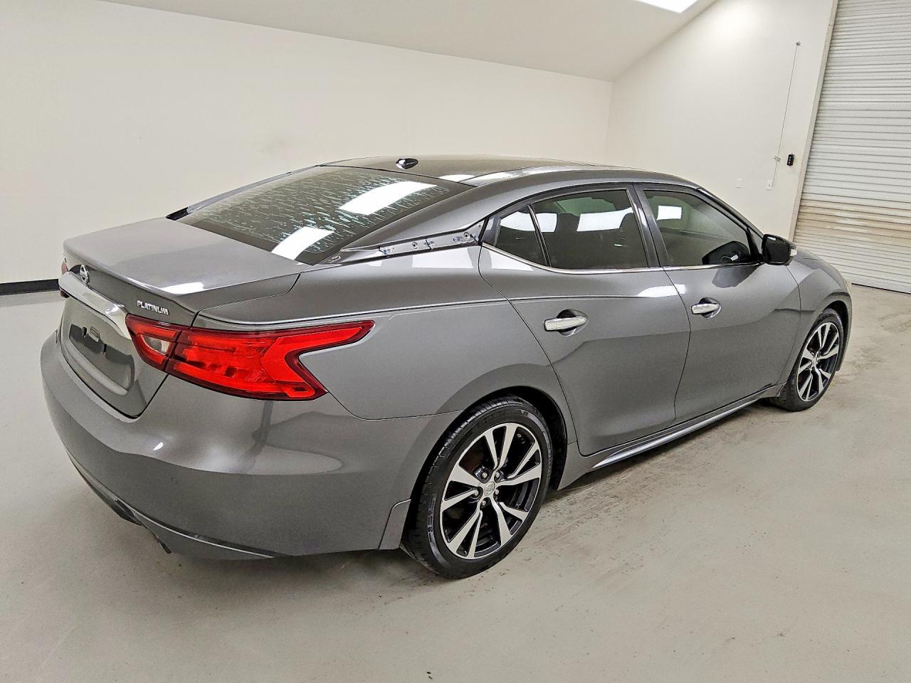 2016 Nissan Maxima, Platinum