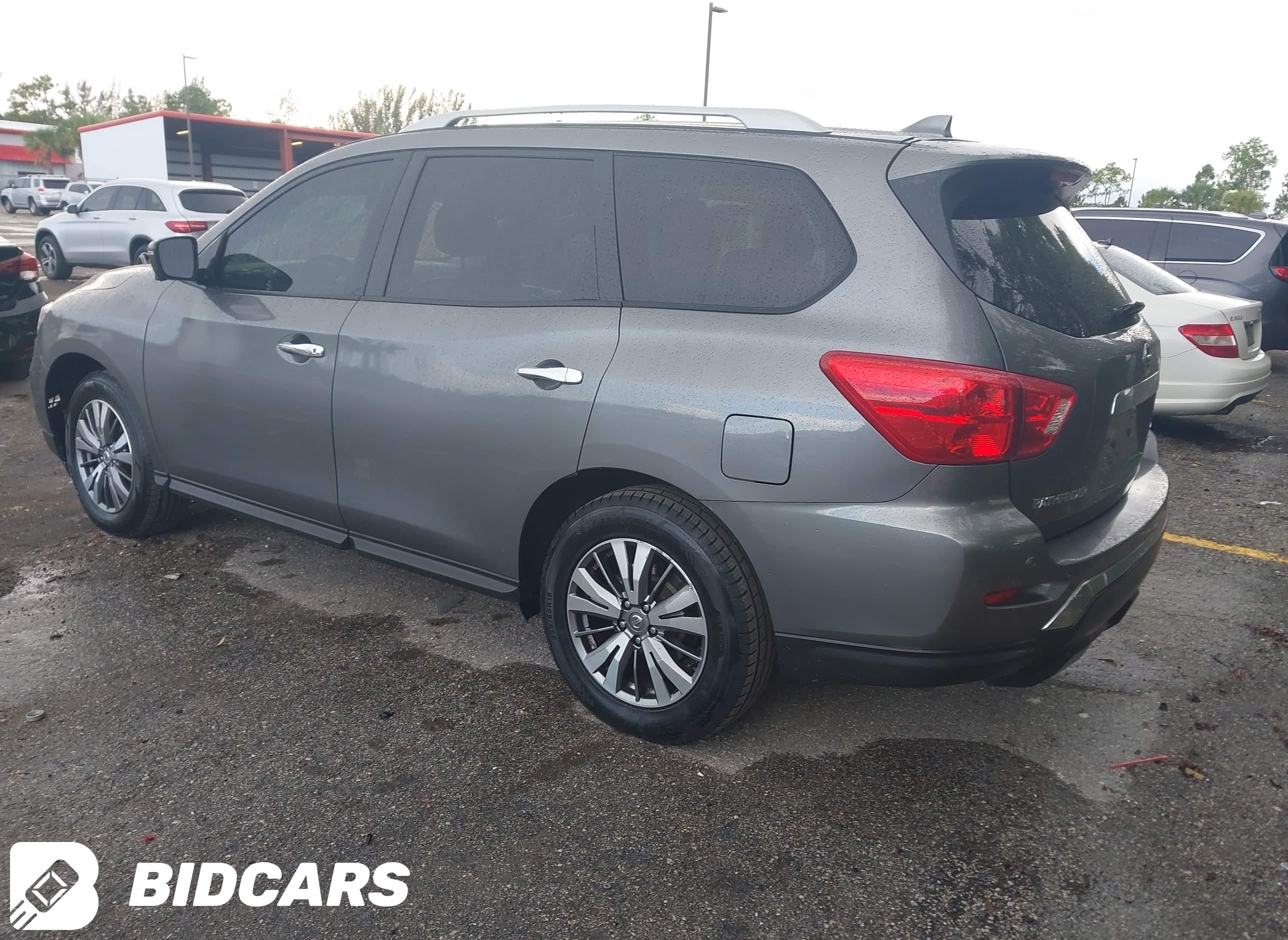 2019 Nissan Pathfinder, SL