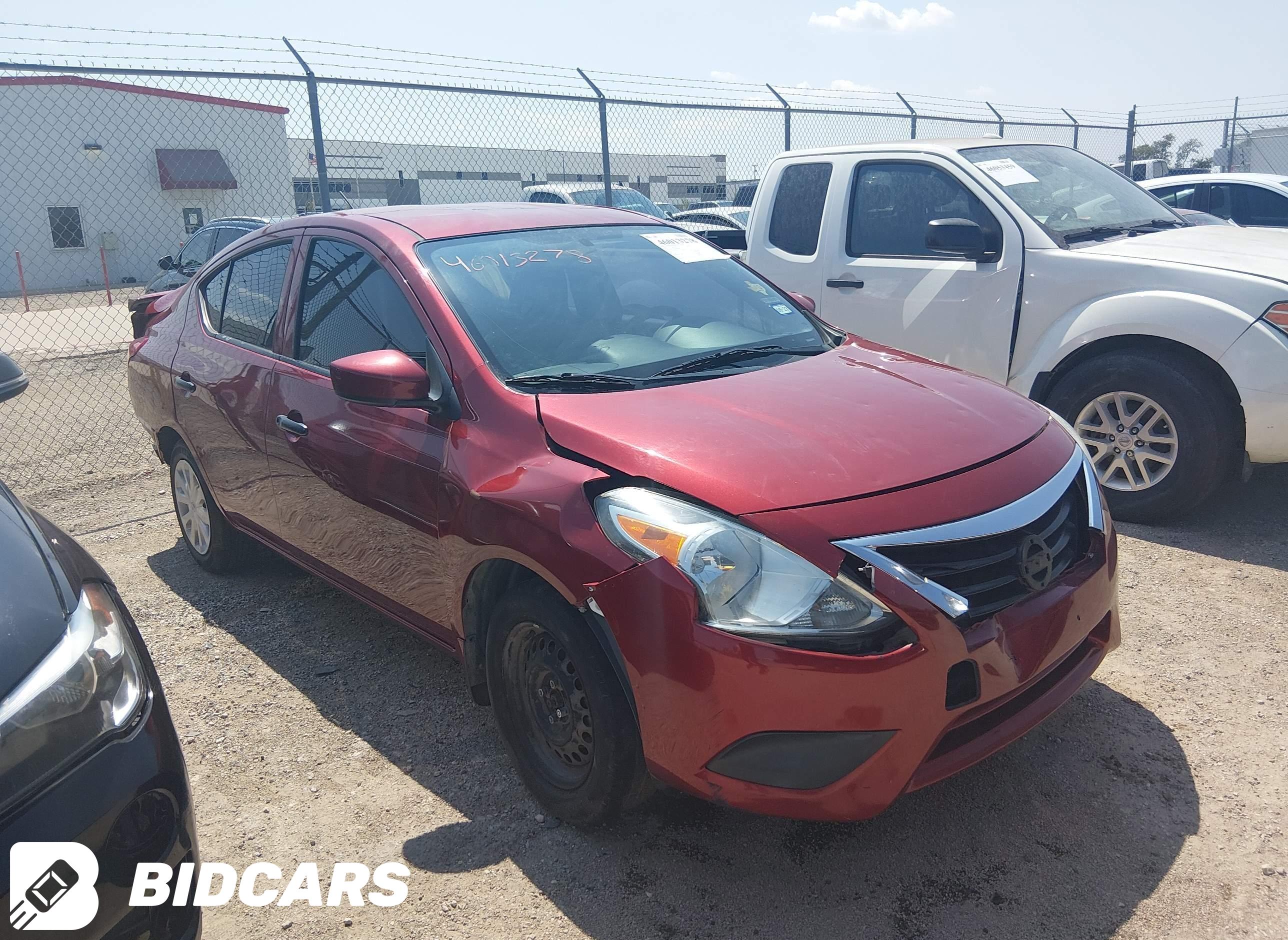 2017 Nissan Versa, 1.6 S+
