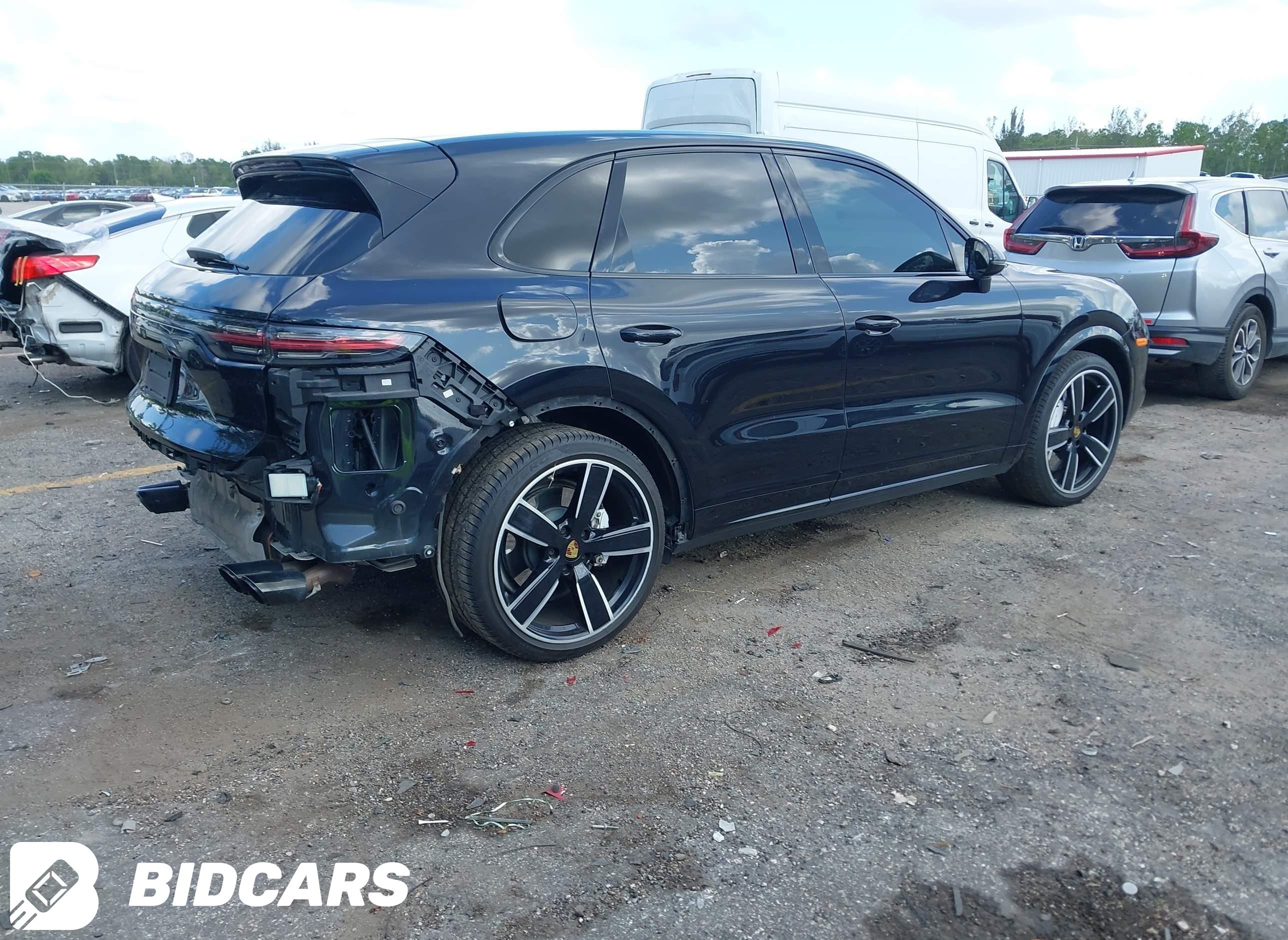 2019 Porsche Cayenne, Turbo