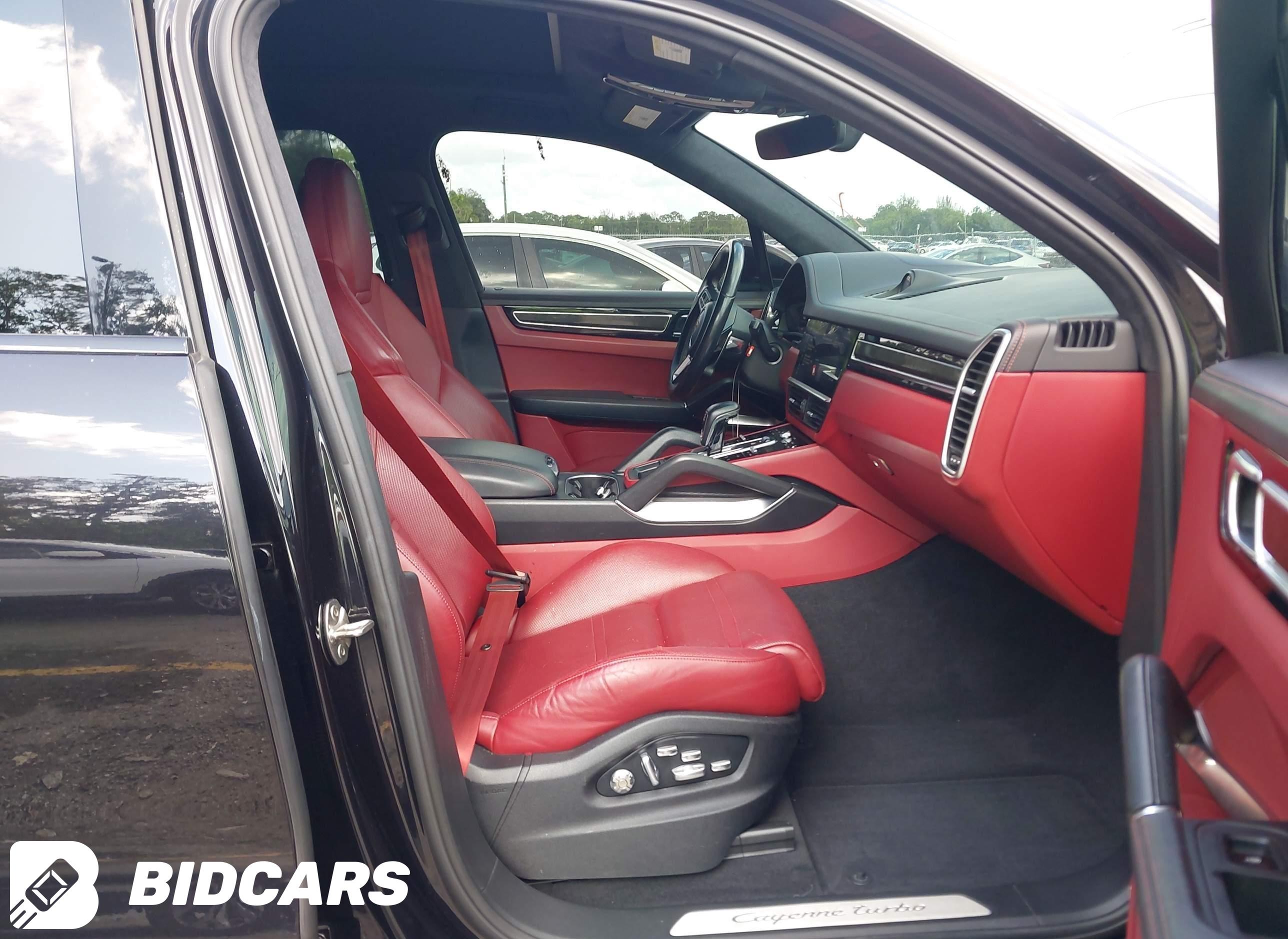 2019 Porsche Cayenne, Turbo