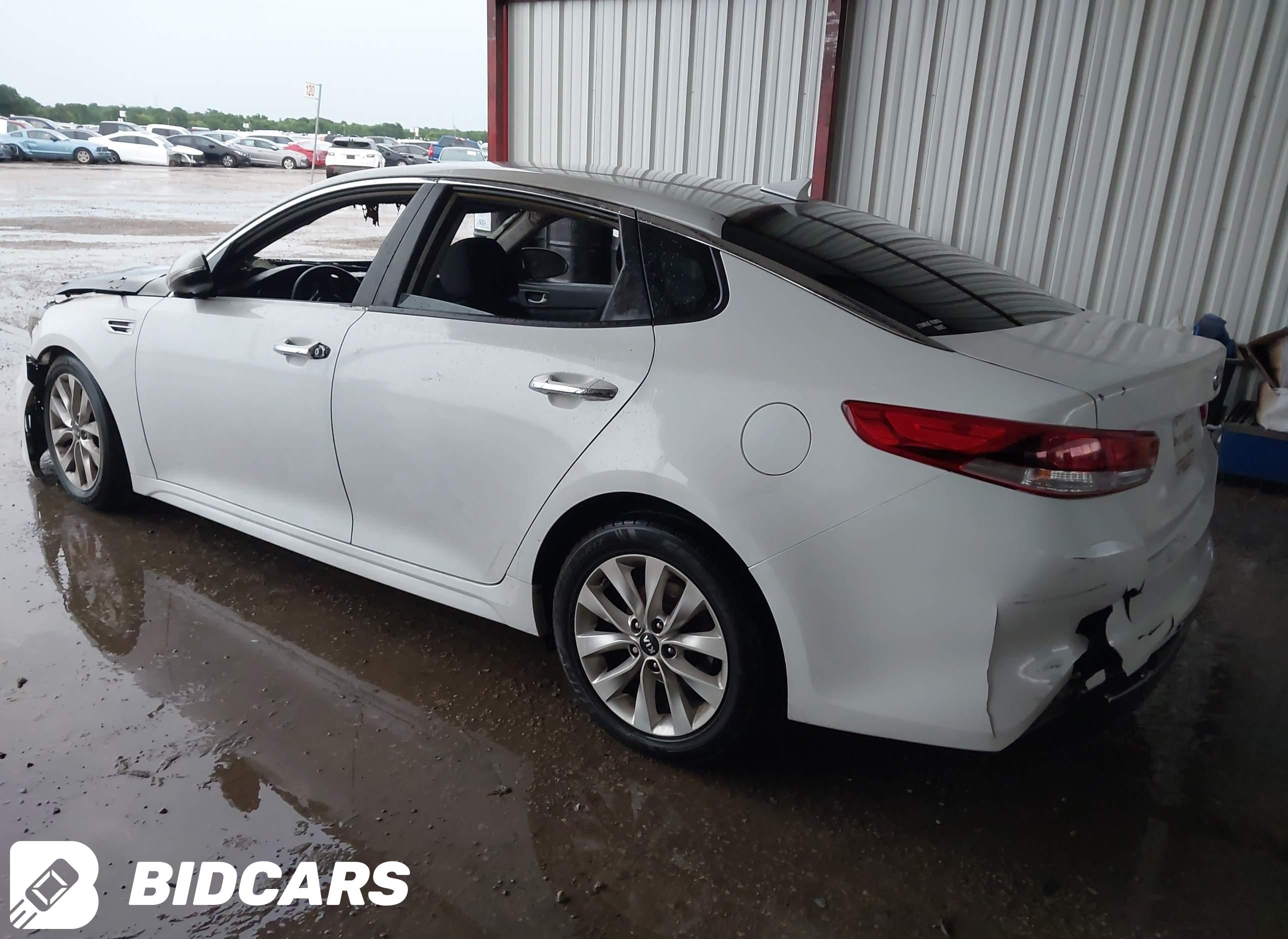 2016 KIA Optima, LX