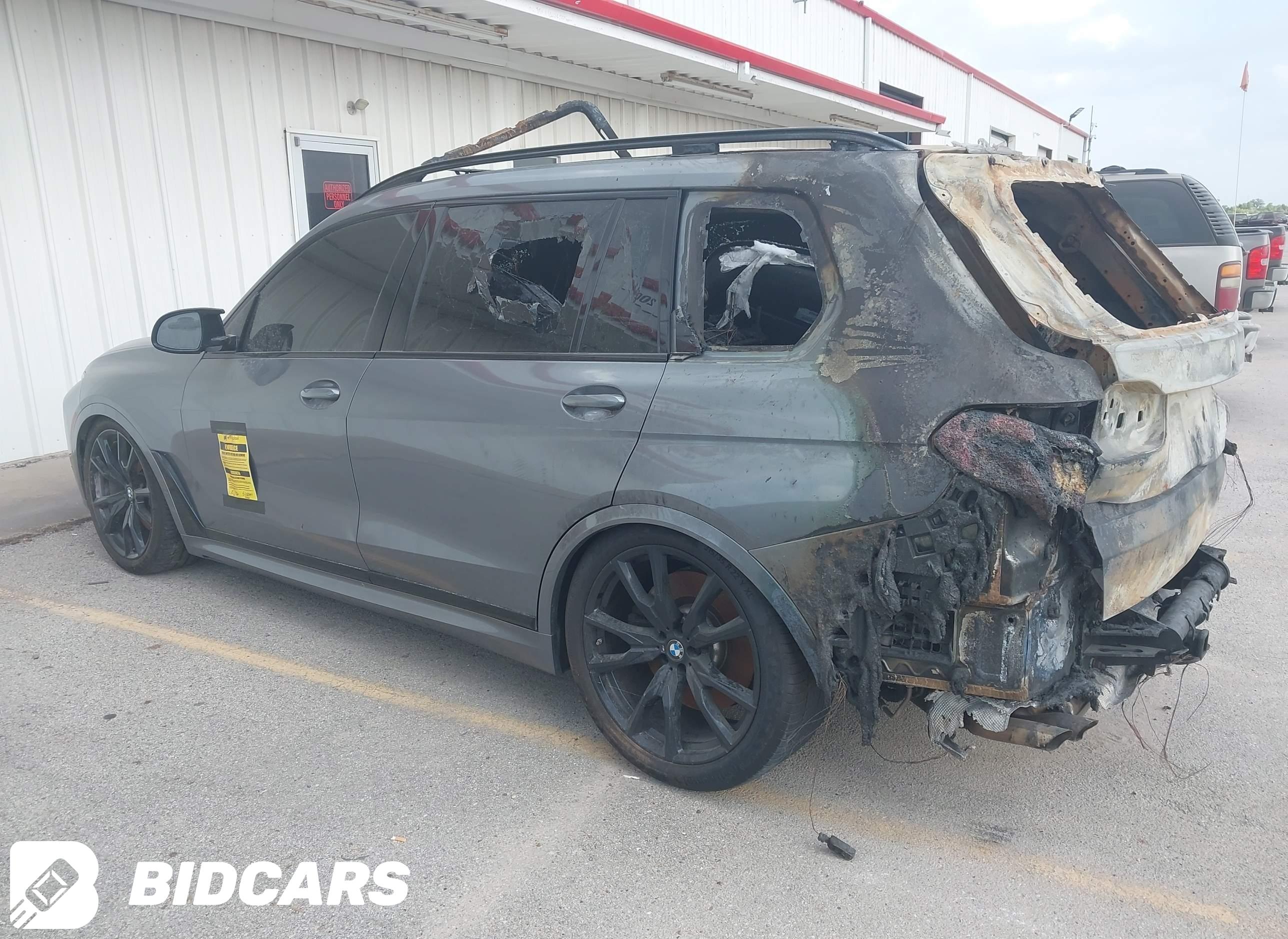 2024 BMW X7, M60I