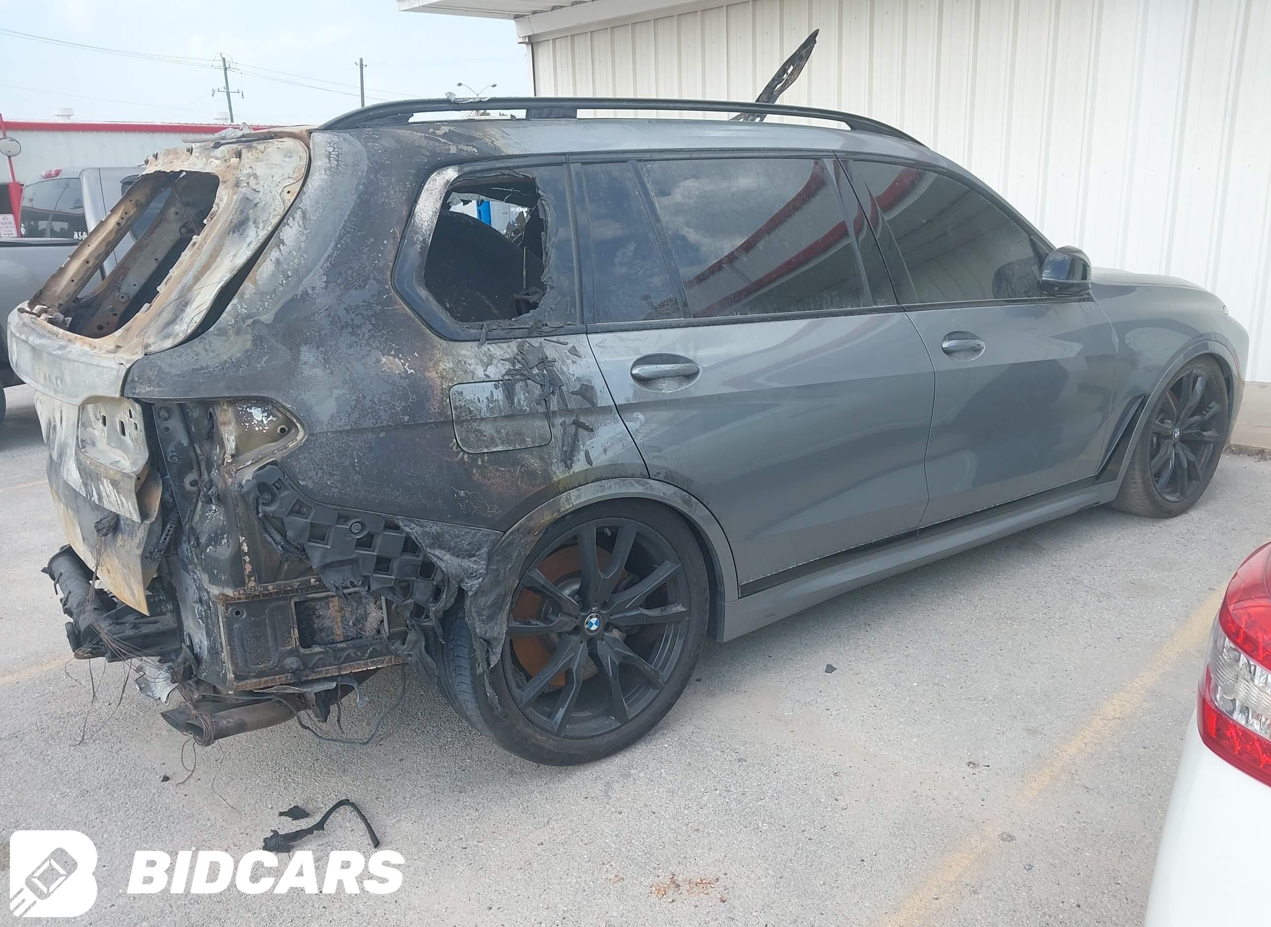 2024 BMW X7, M60I