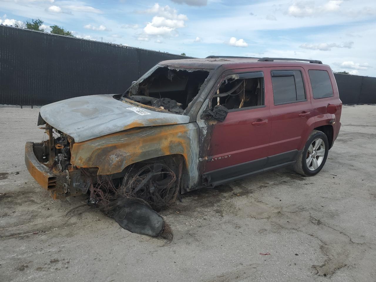 2016 Jeep Patriot, Latitude
