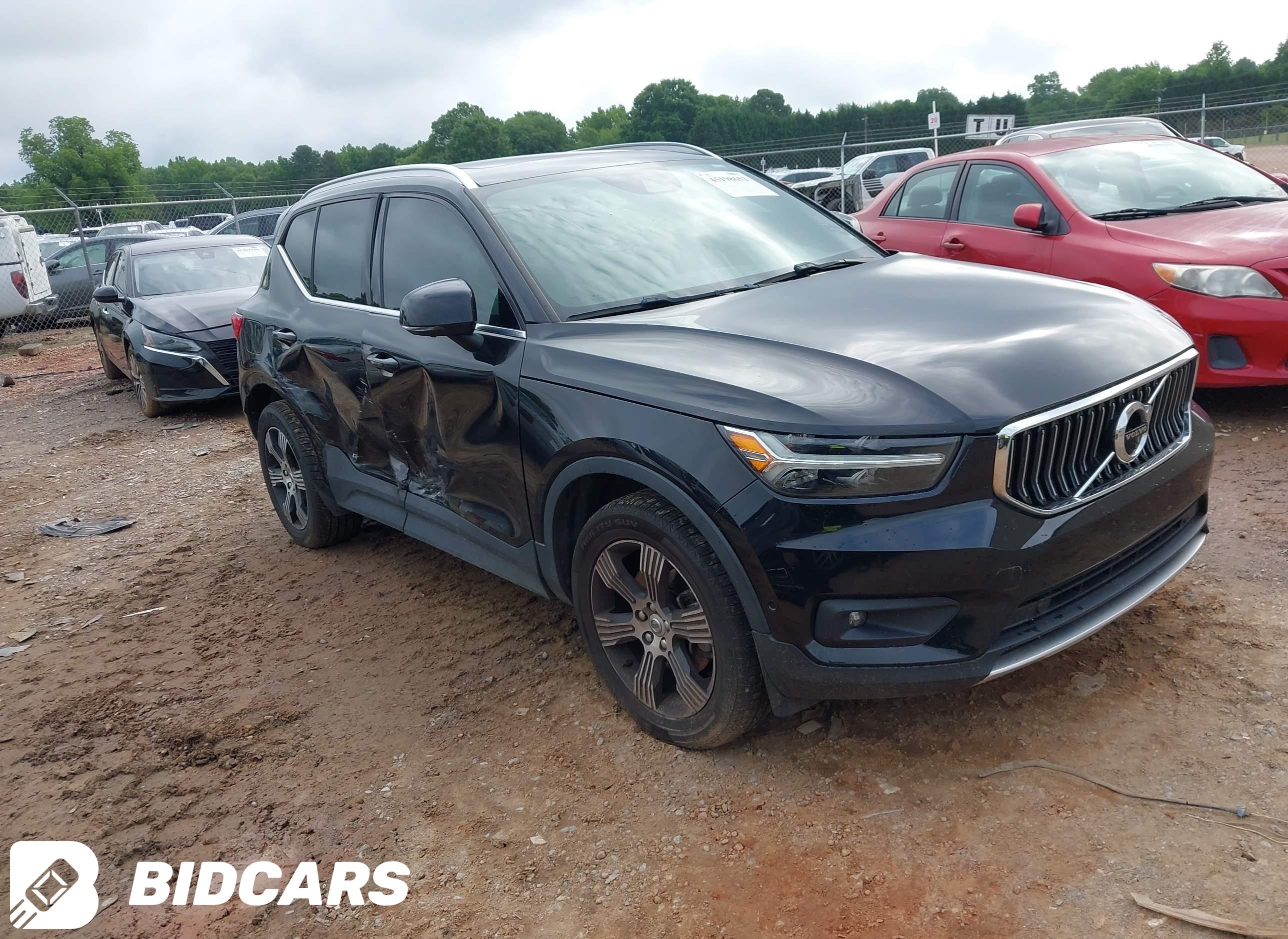 2022 Volvo XC40, T5 Inscription