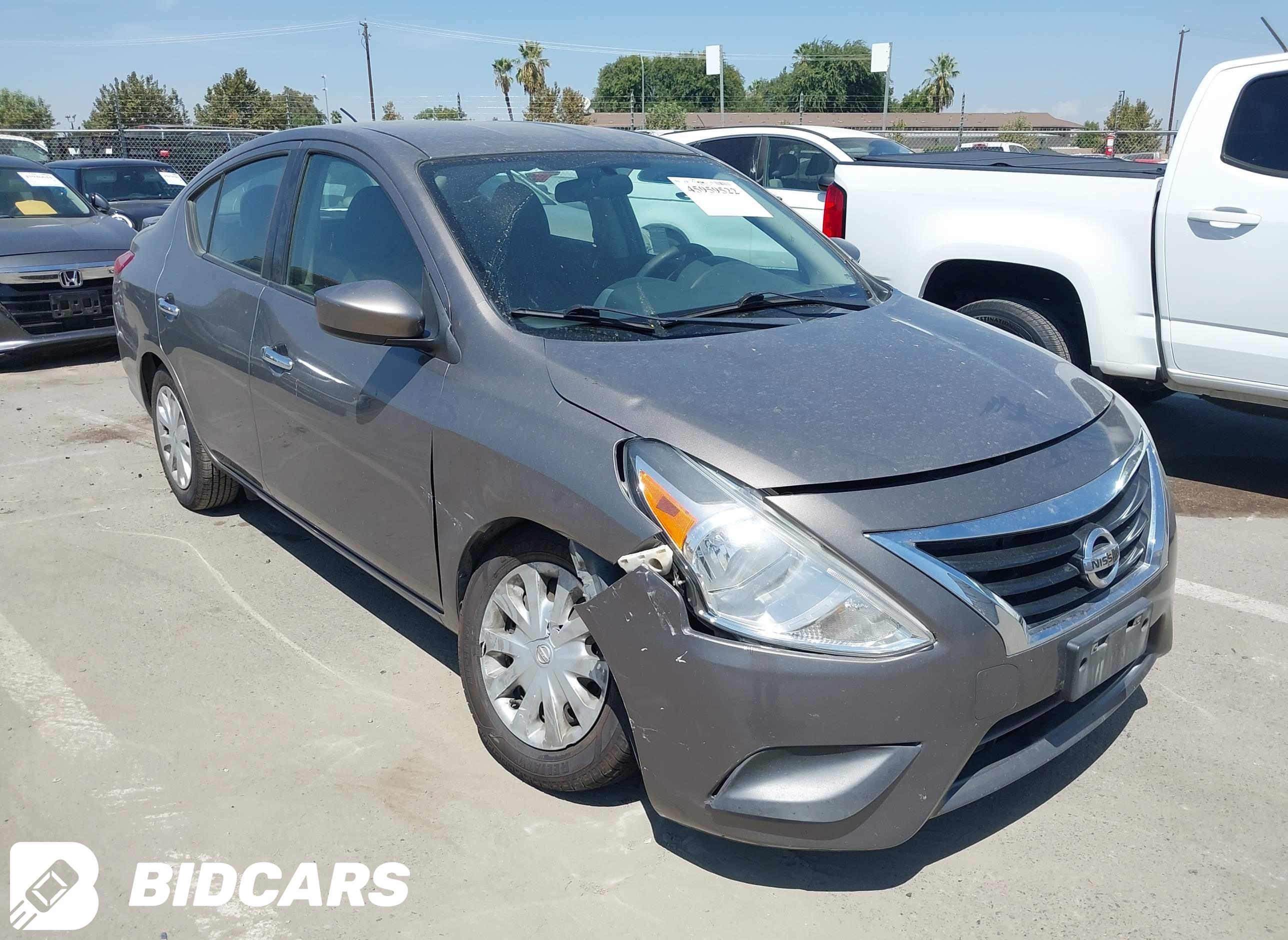 2017 Nissan Versa, 1.6 SV