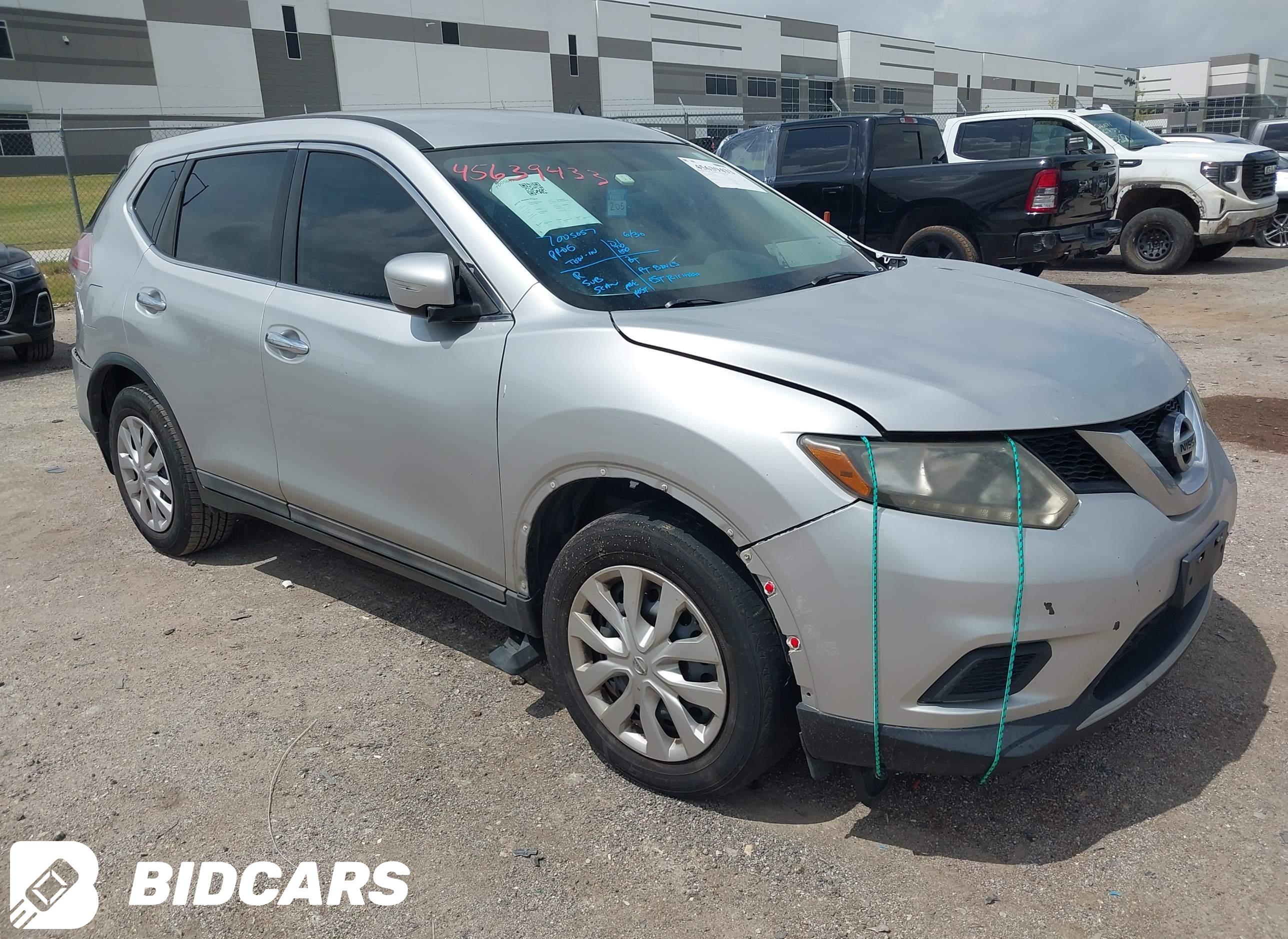 2015 Nissan Rogue, S