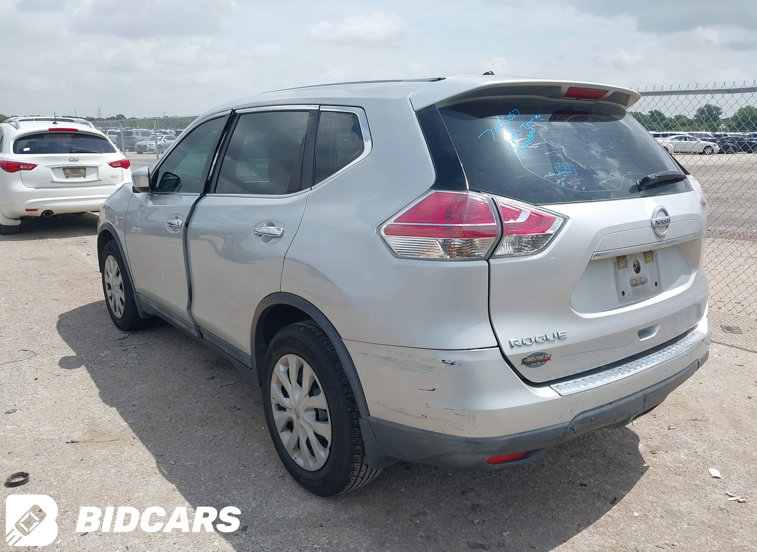 2015 Nissan Rogue, S
