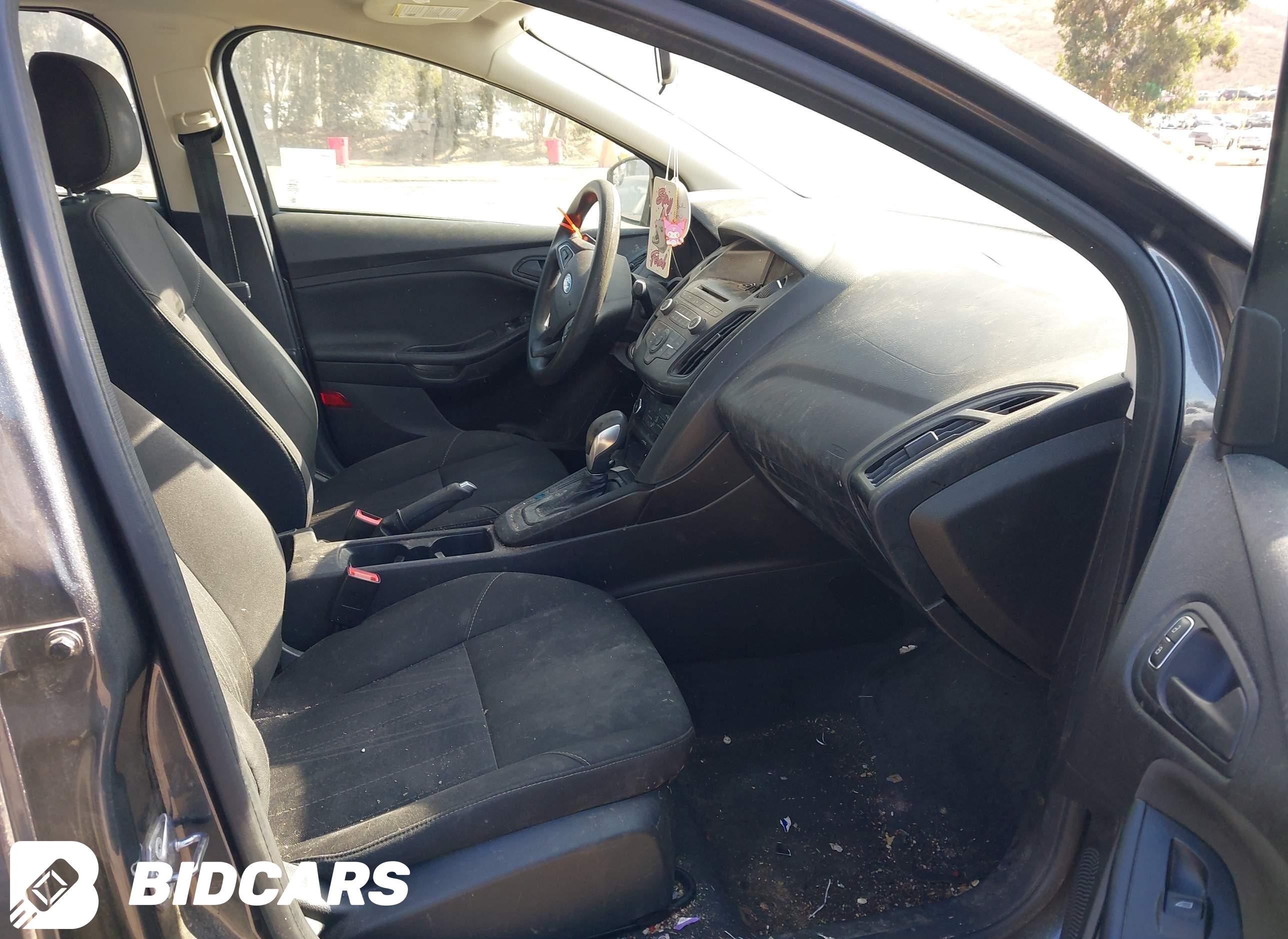 2017 Ford Focus, S