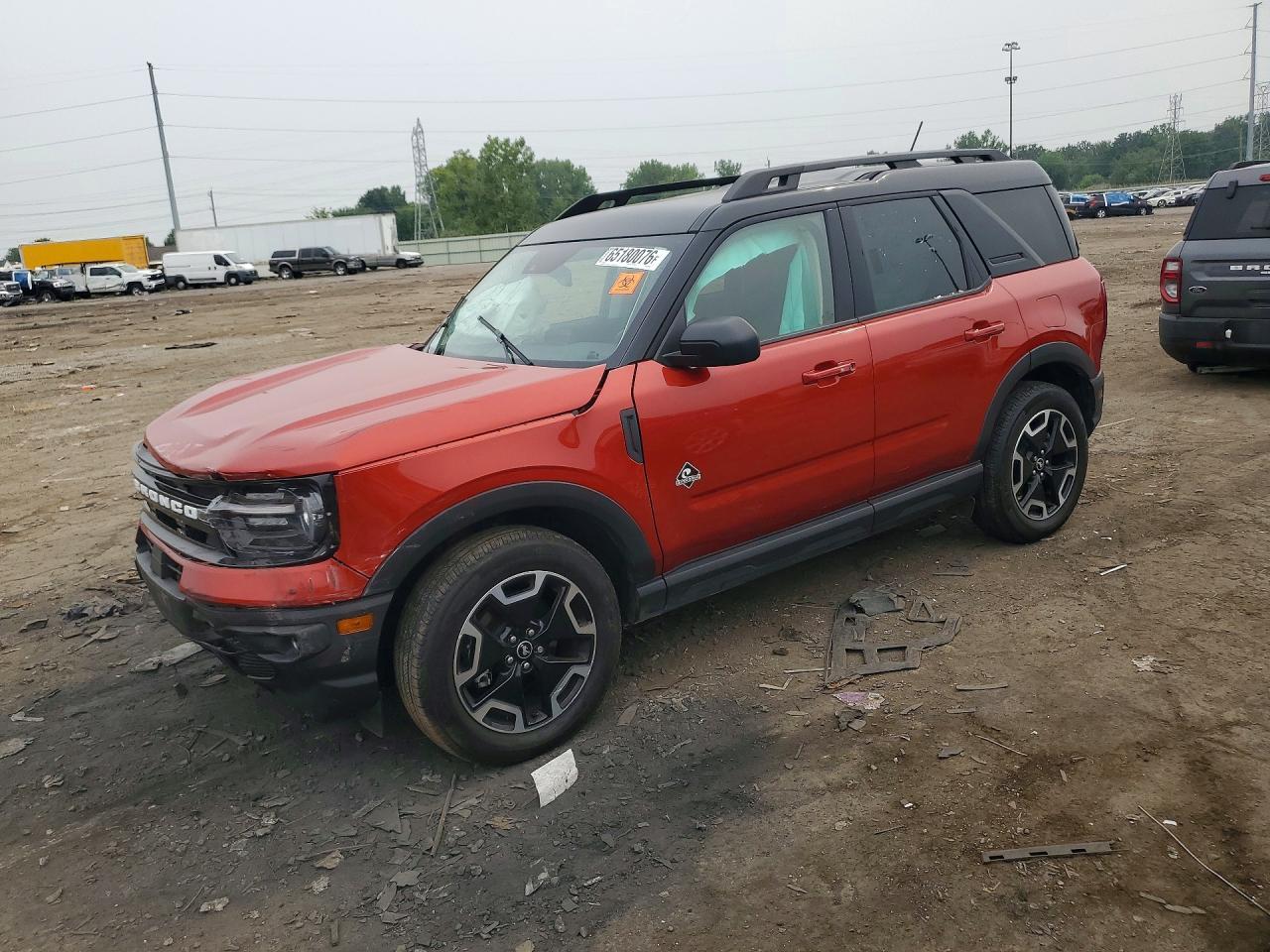 2022 Ford Bronco, Outer Banks
