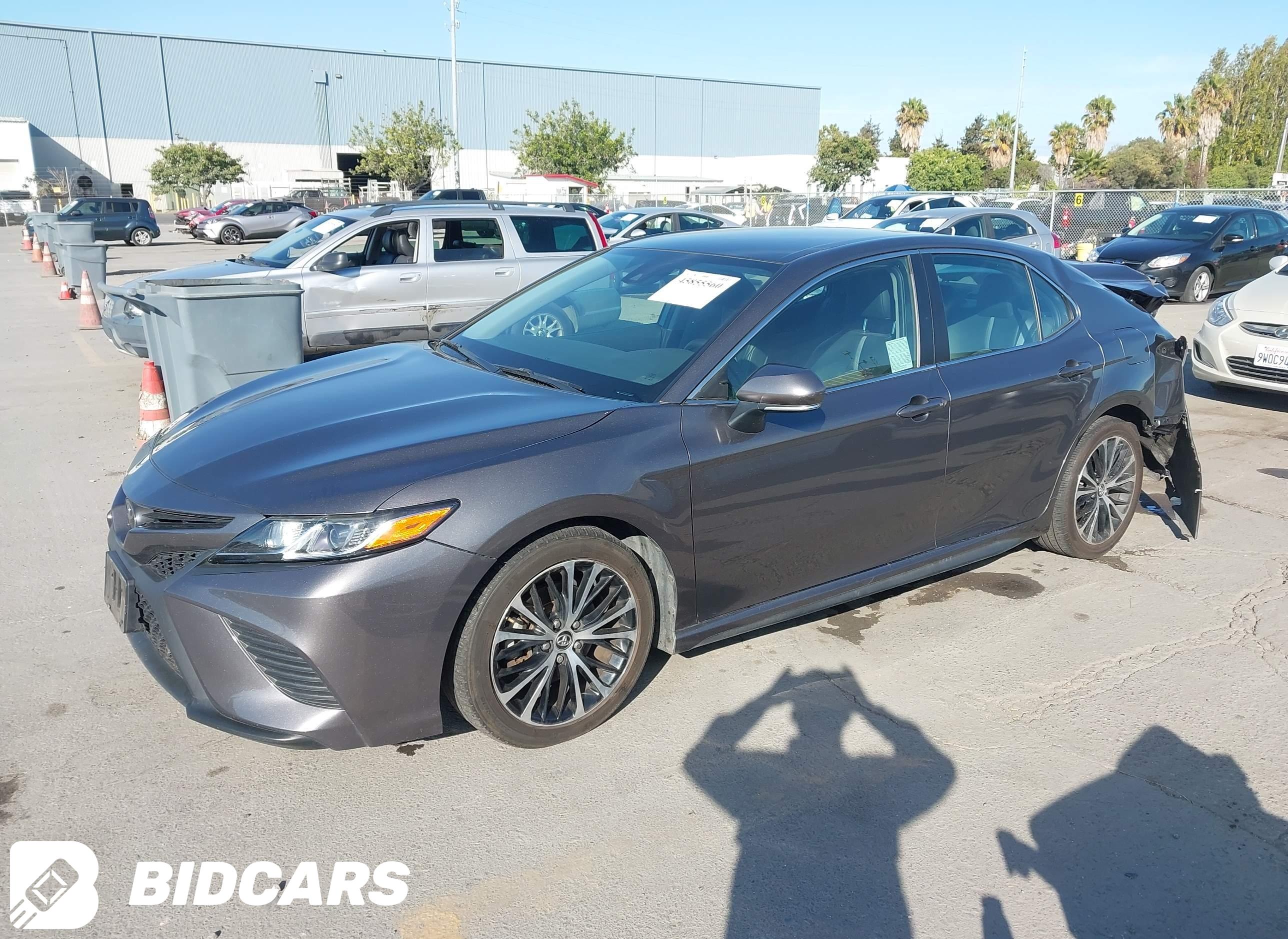 2019 Toyota Camry, SE