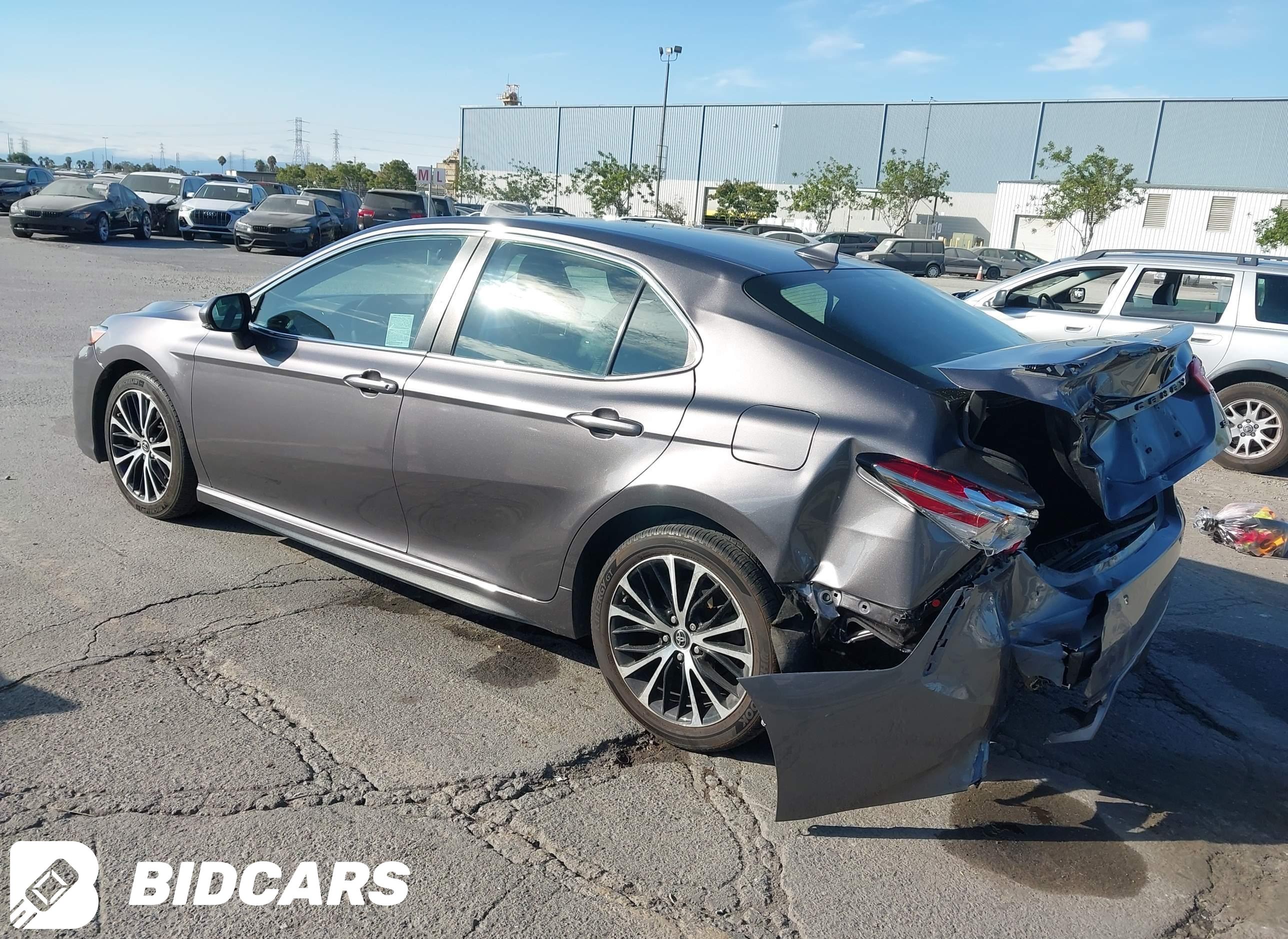 2019 Toyota Camry, SE