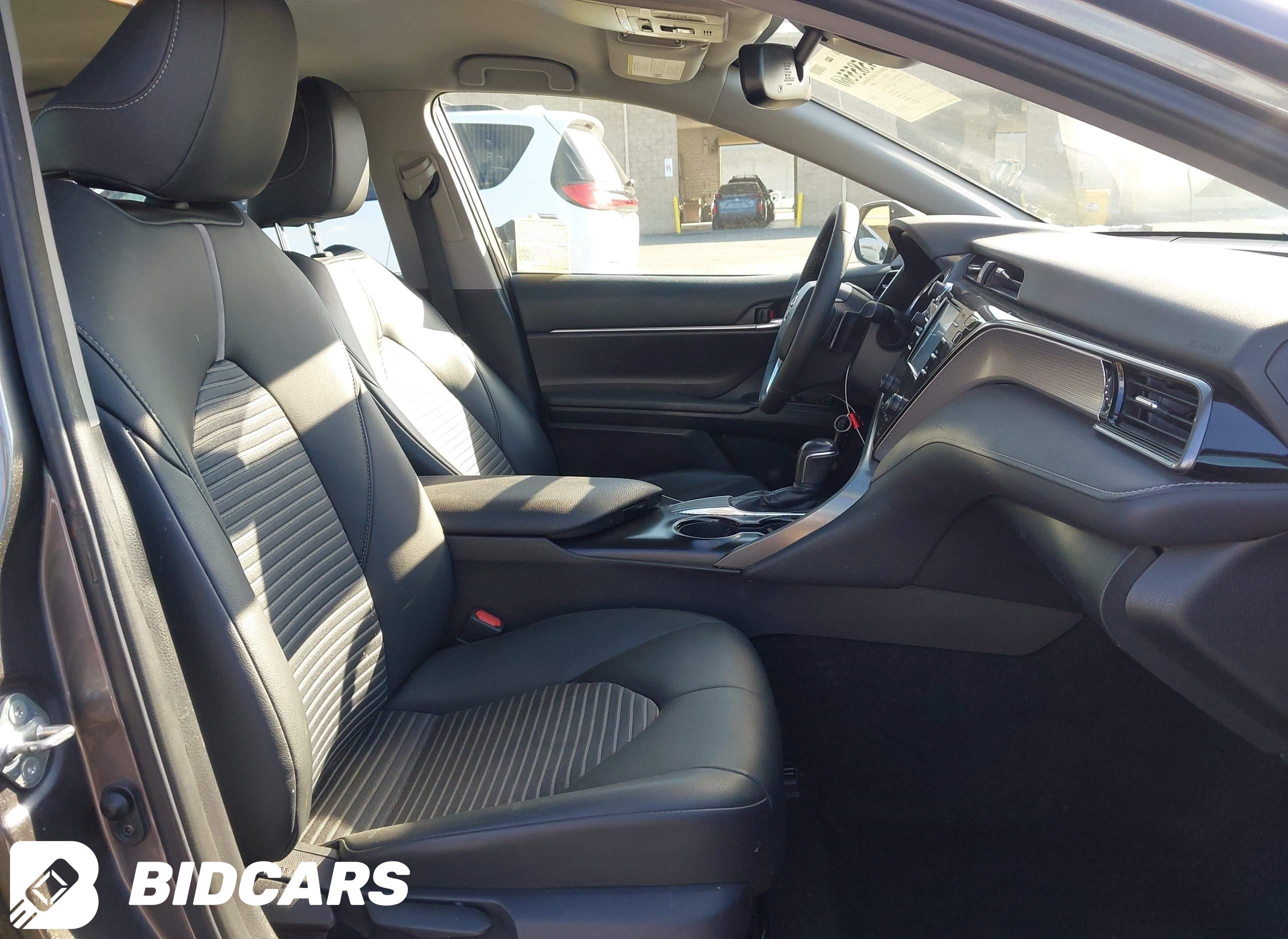 2019 Toyota Camry, SE