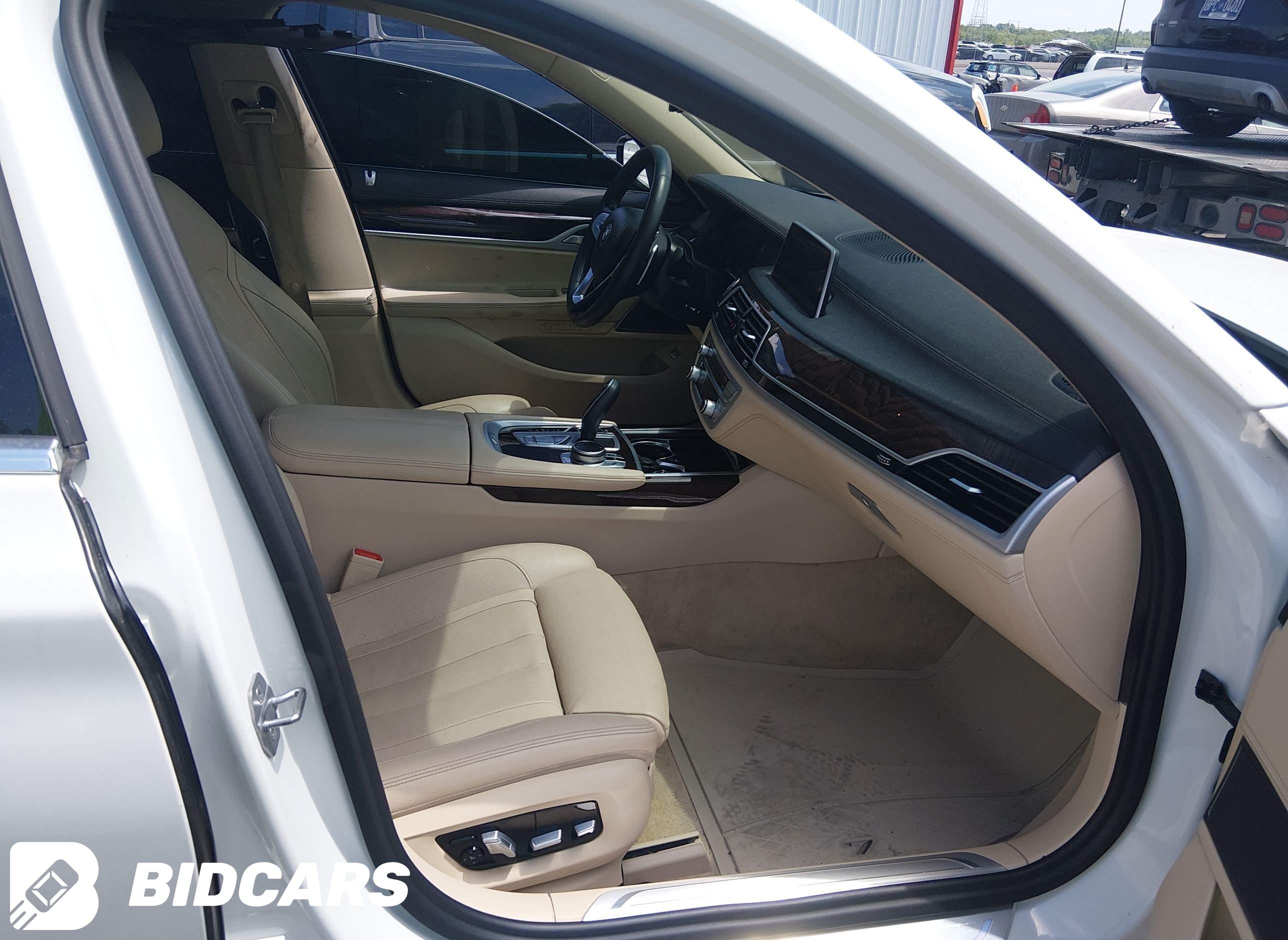 2021 BMW 7 Series, 740I