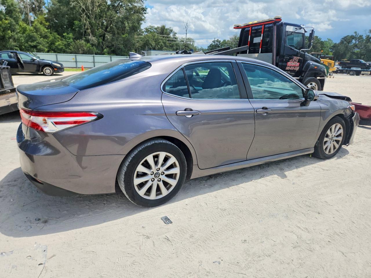 2019 Toyota Camry, LE