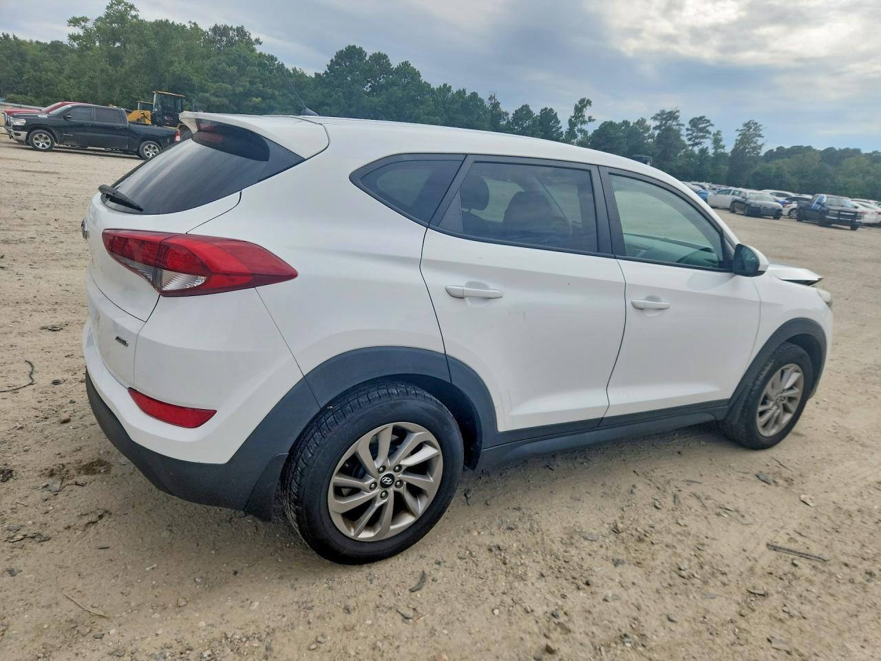2018 Hyundai Tucson, SE
