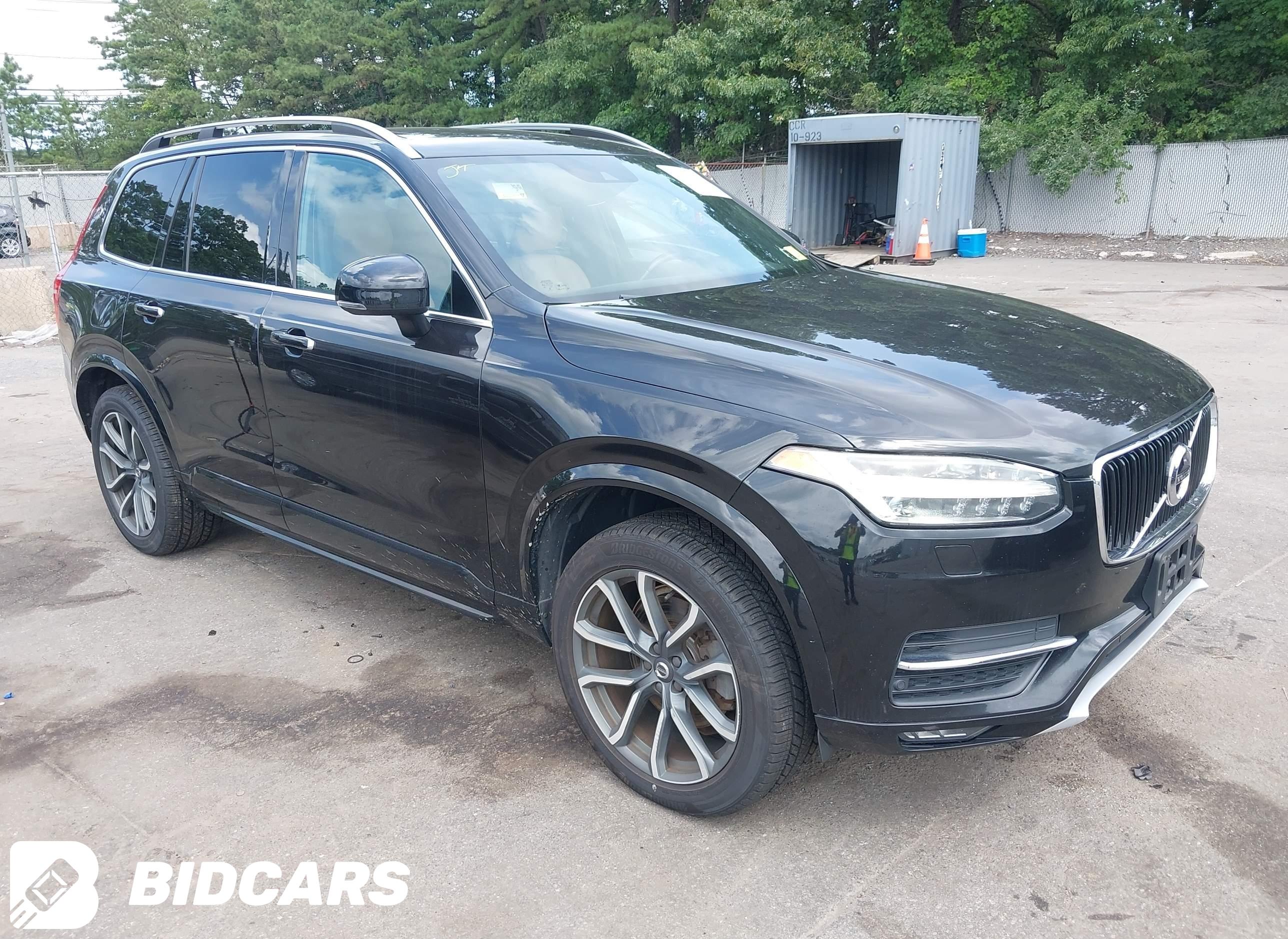 2016 Volvo XC90, T6 Momentum