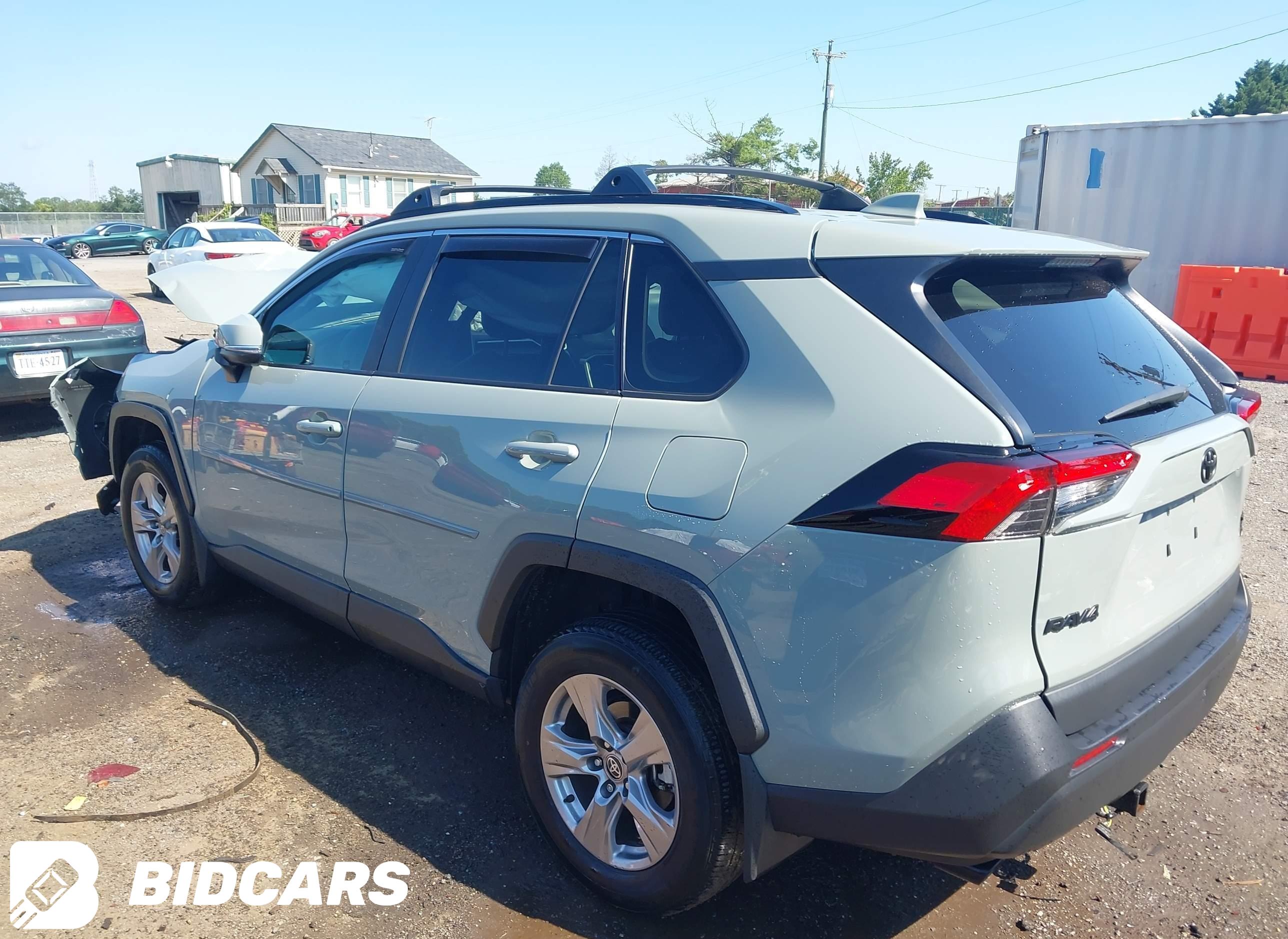 2023 Toyota RAV4, Xle