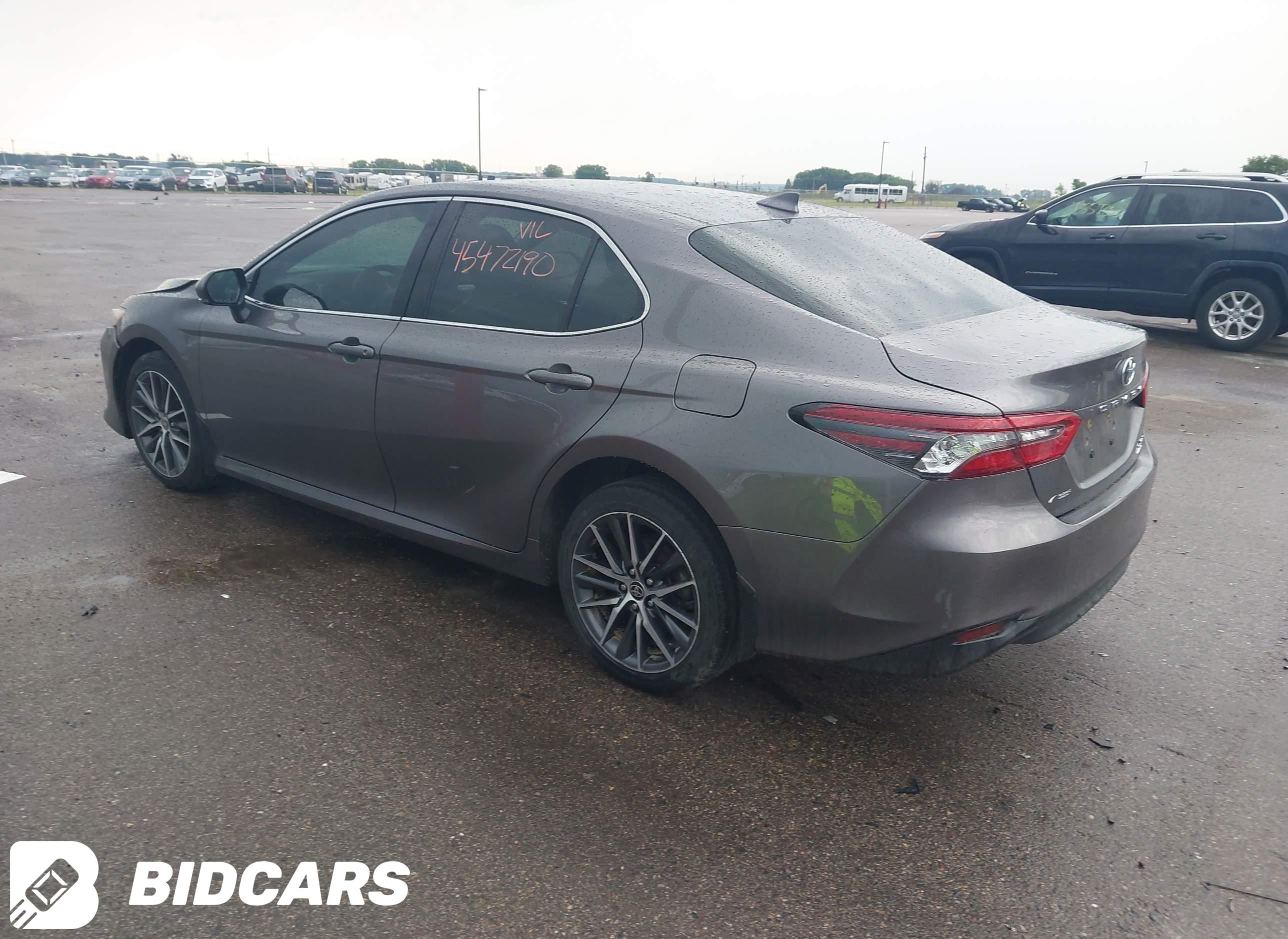 2022 Toyota Camry, Xle Awd