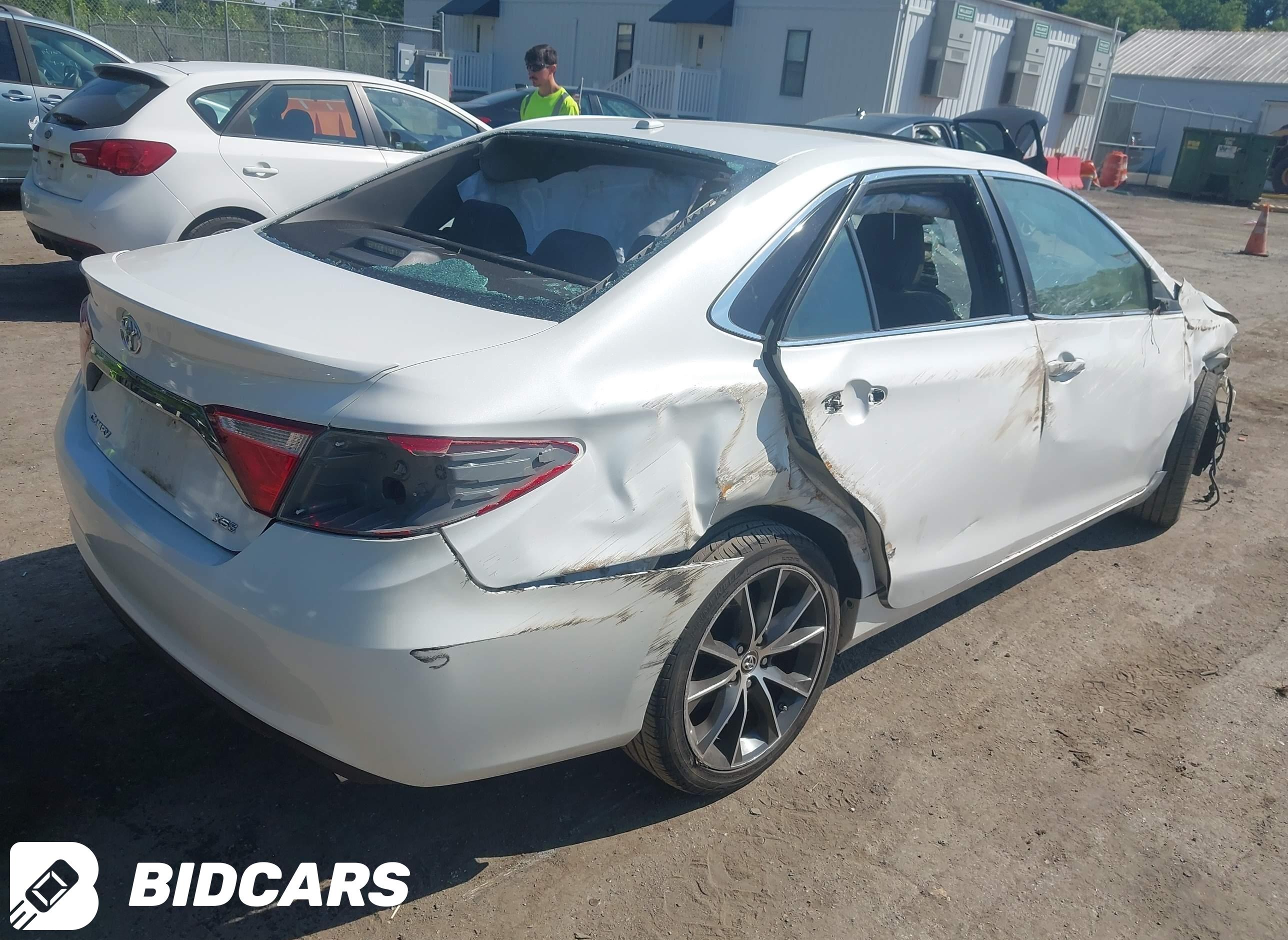 2016 Toyota Camry, Xse