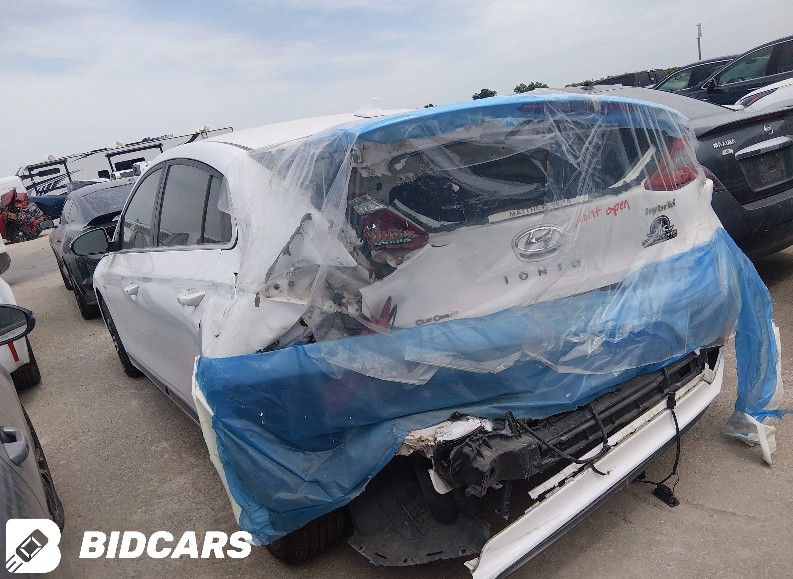 2017 Hyundai Ioniq, Hybrid Sel