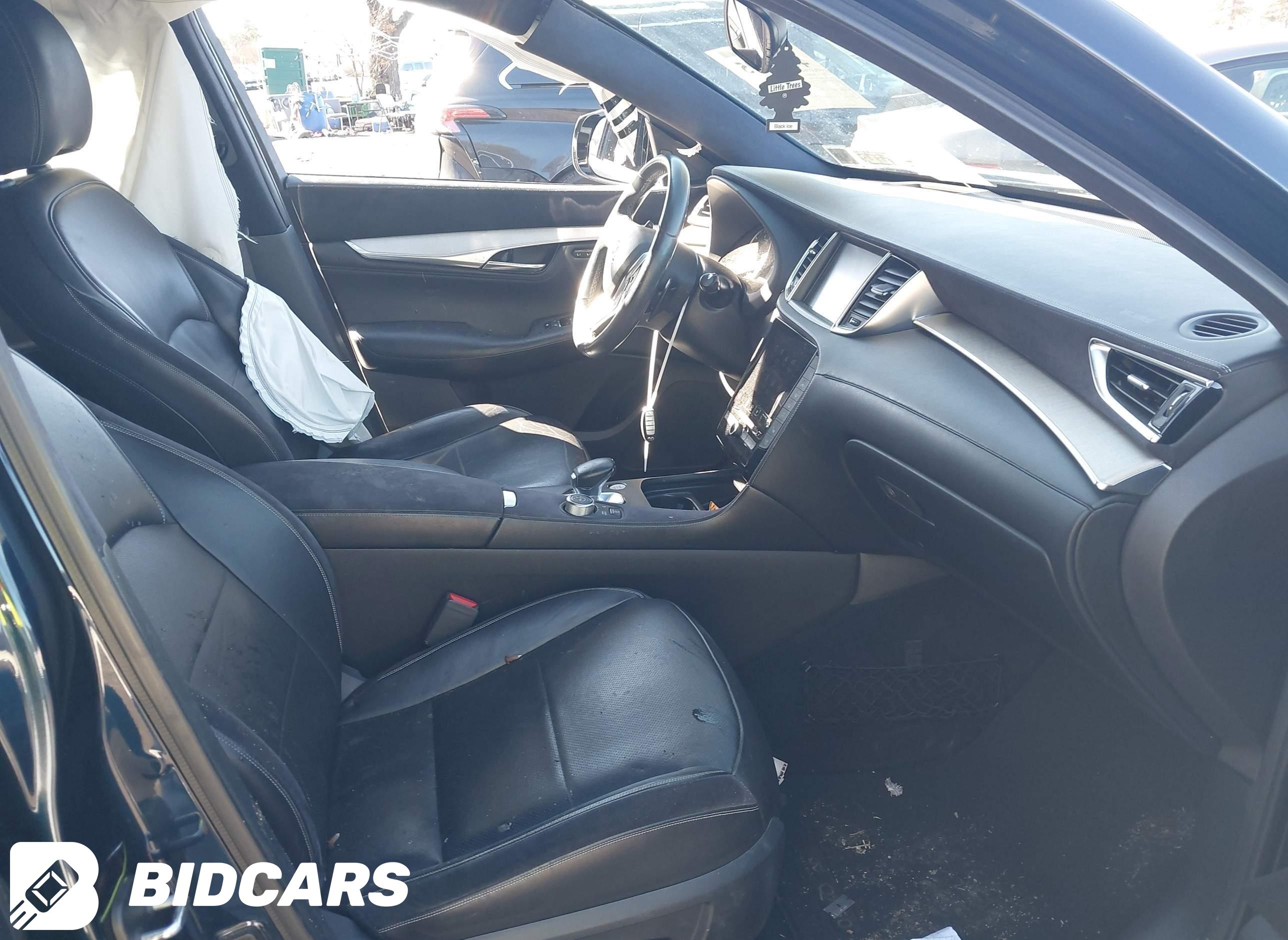 2019 Infiniti QX50, Essential