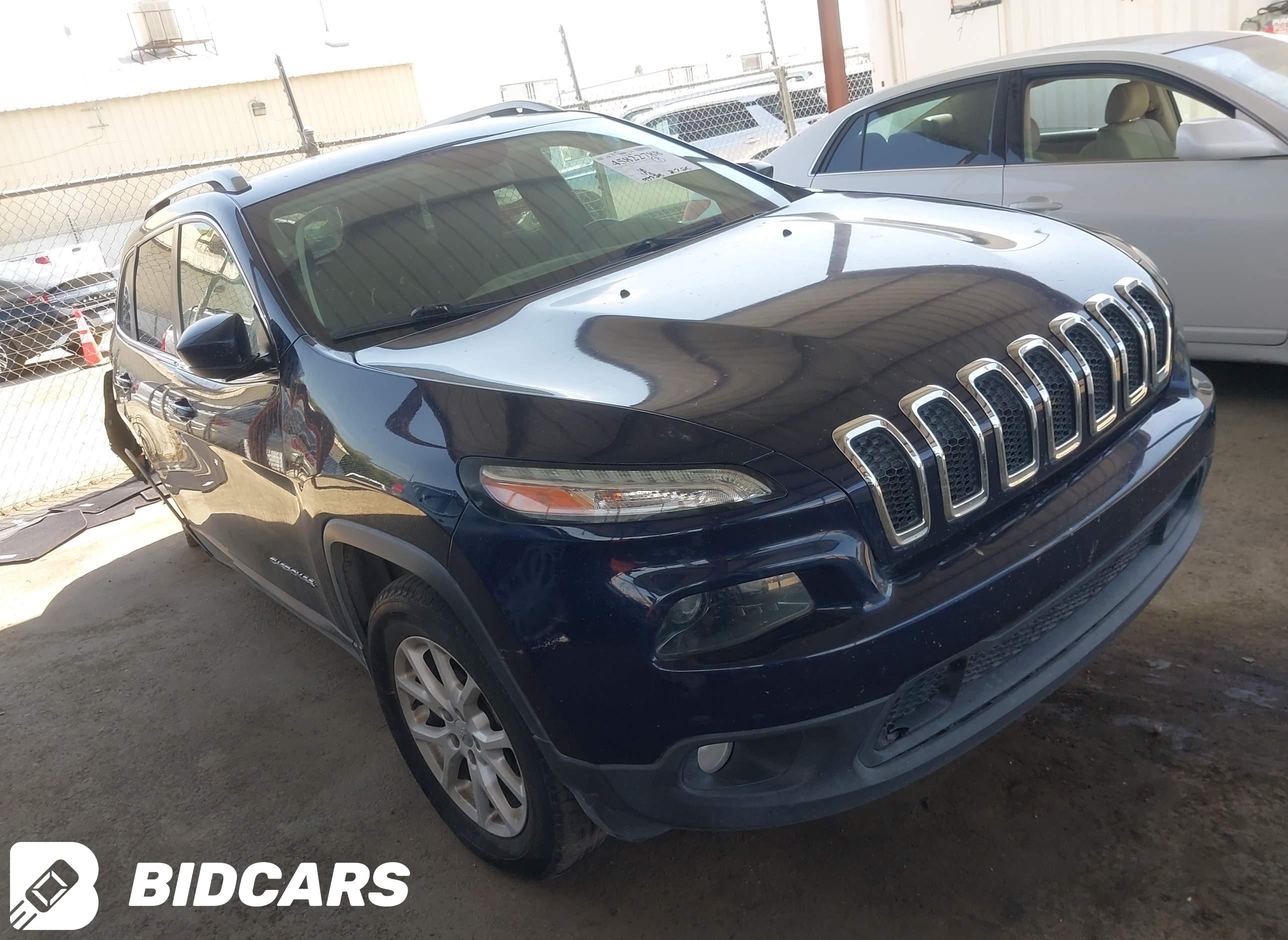 2016 Jeep Cherokee, Latitude