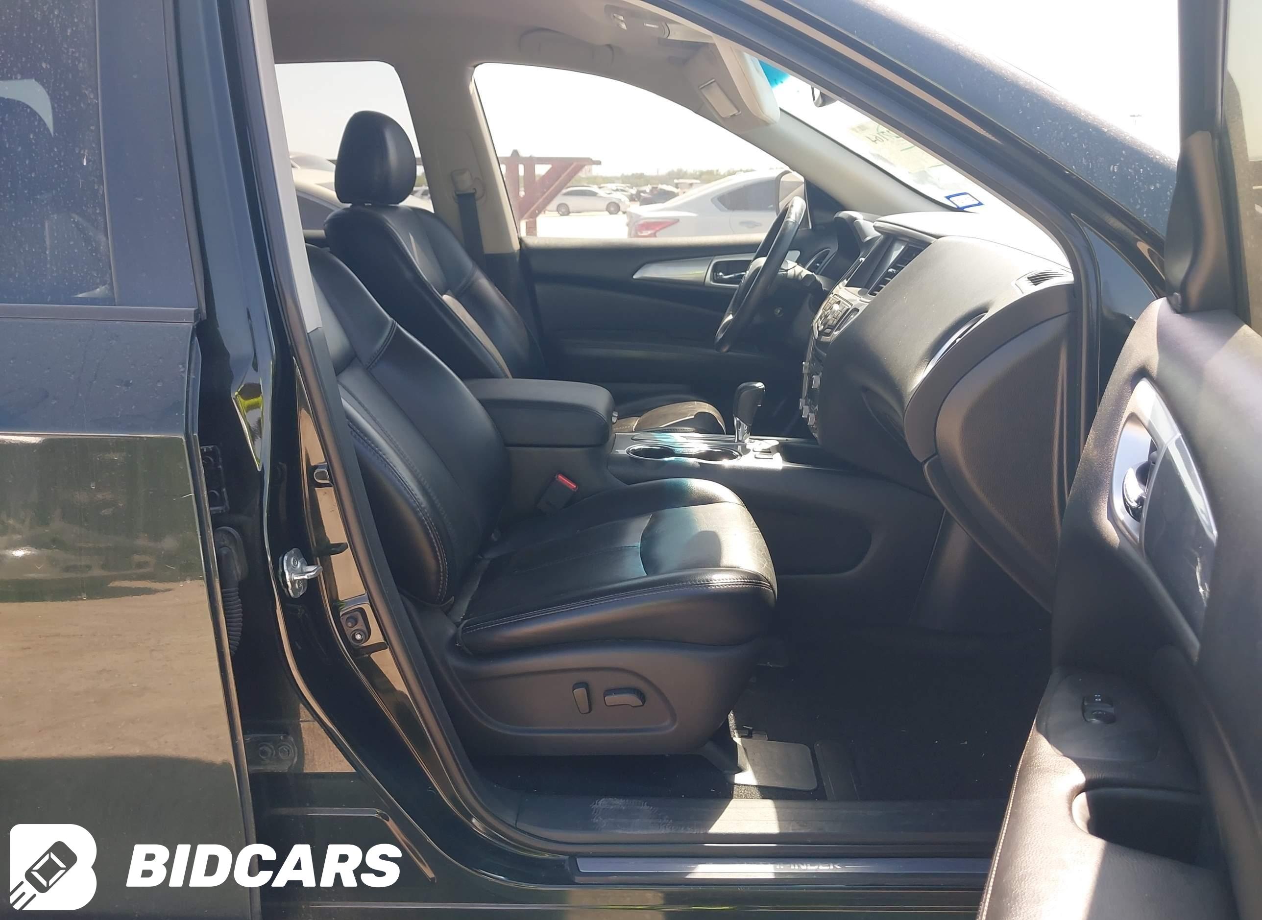 2019 Nissan Pathfinder, SL
