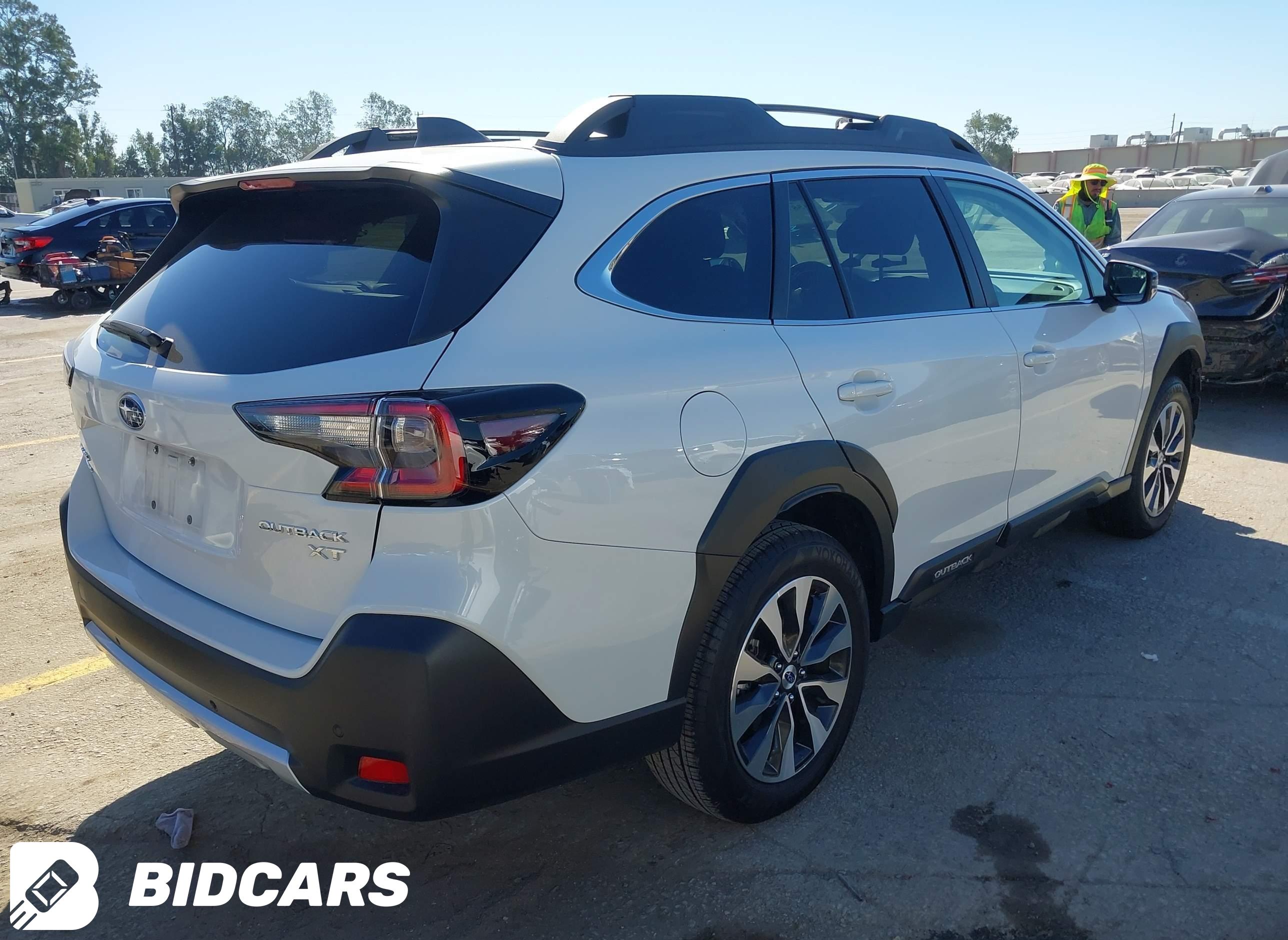2024 Subaru Outback, Limited Xt