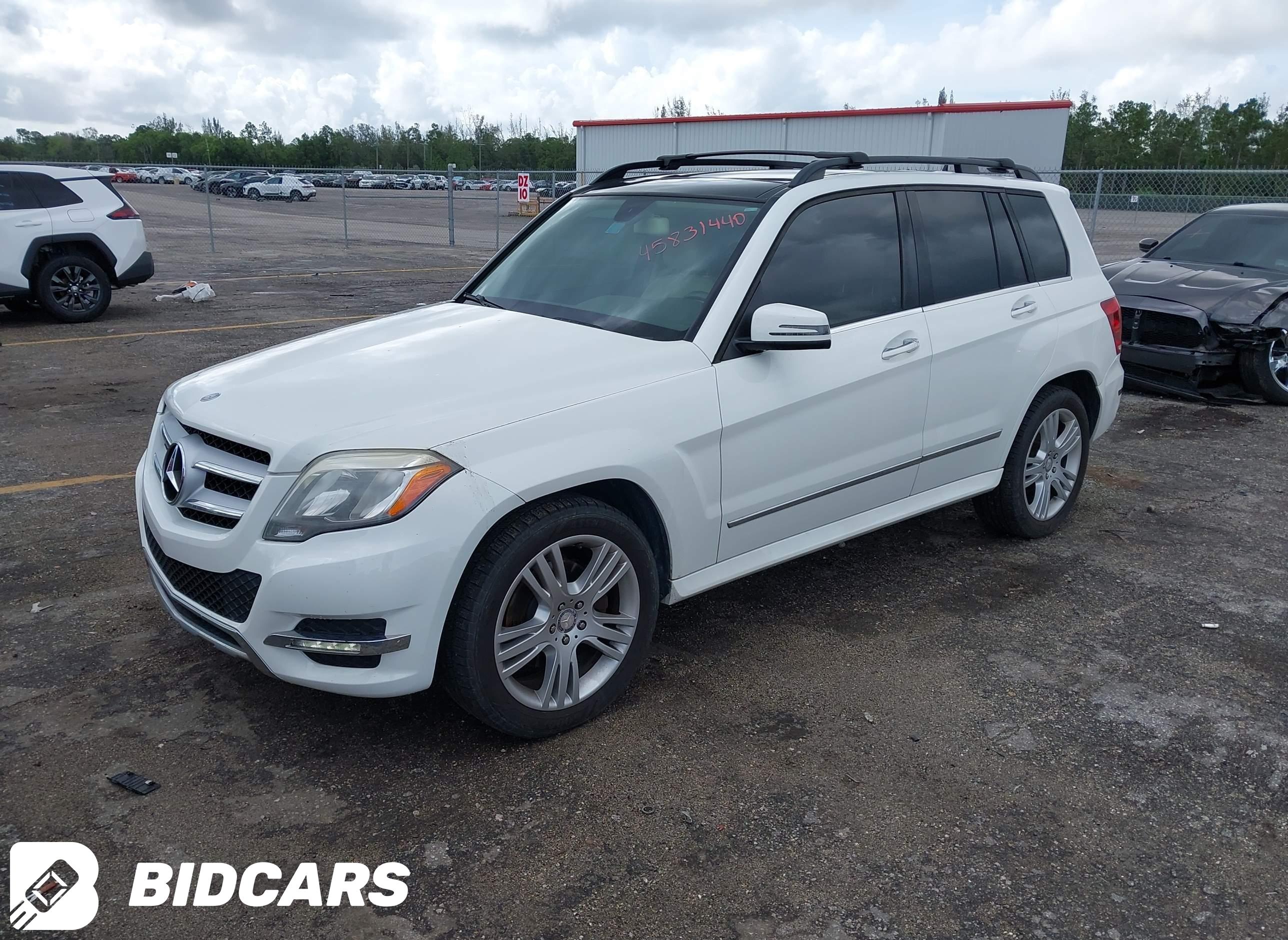 2015 Mercedes-Benz GLK 350, 4...