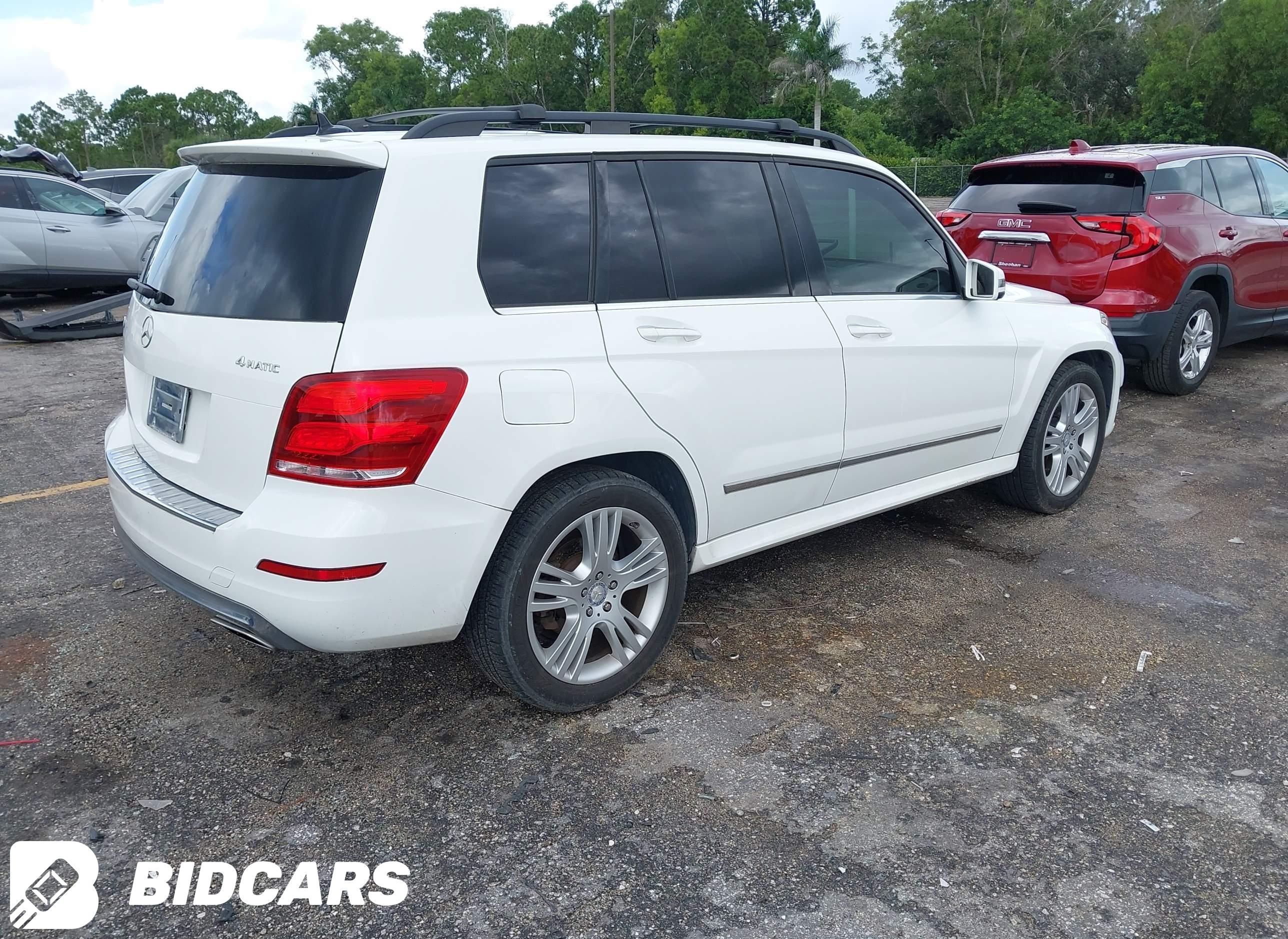 2015 Mercedes-Benz GLK 350, 4...